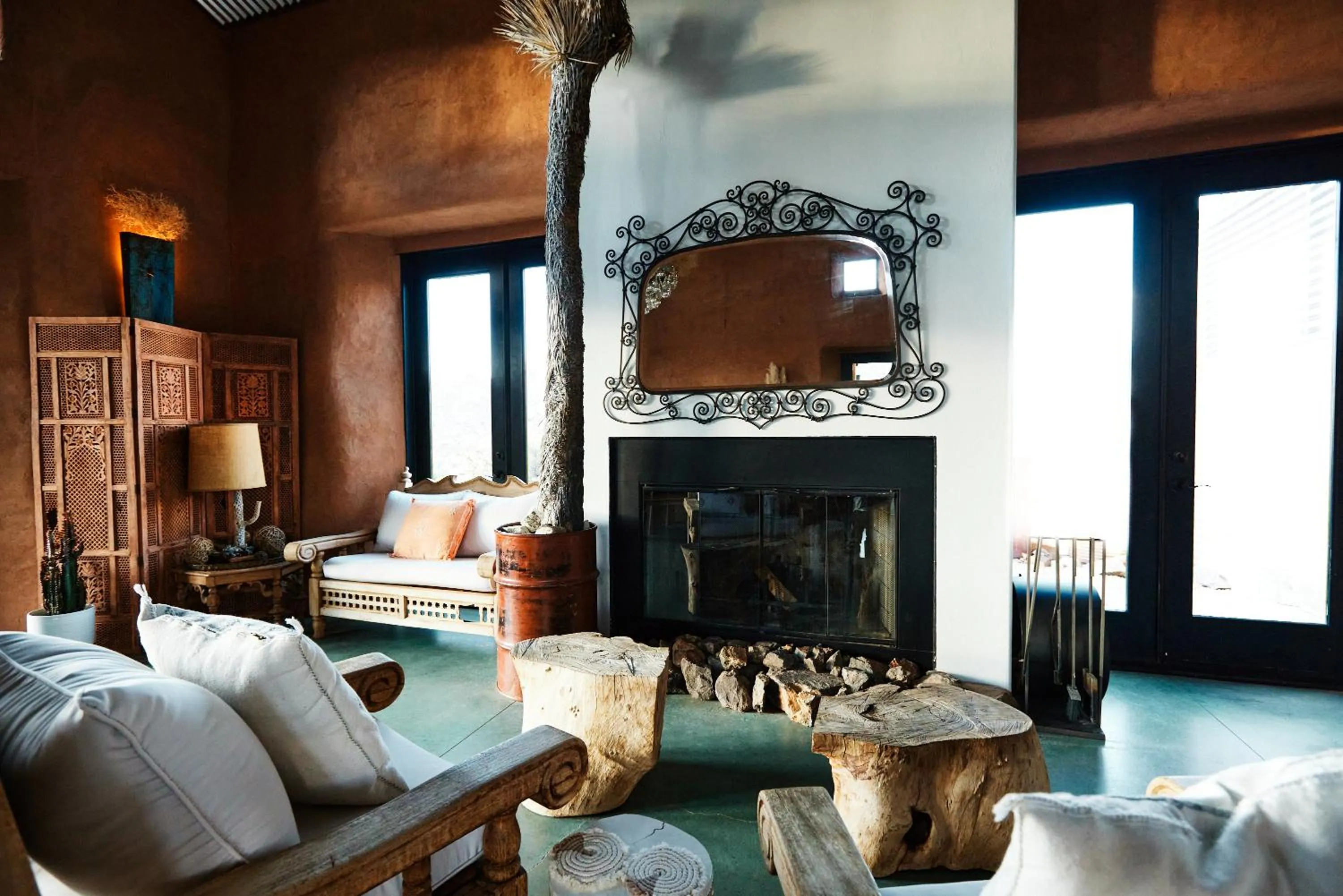 Communal lounge/ TV room in Sacred Sands