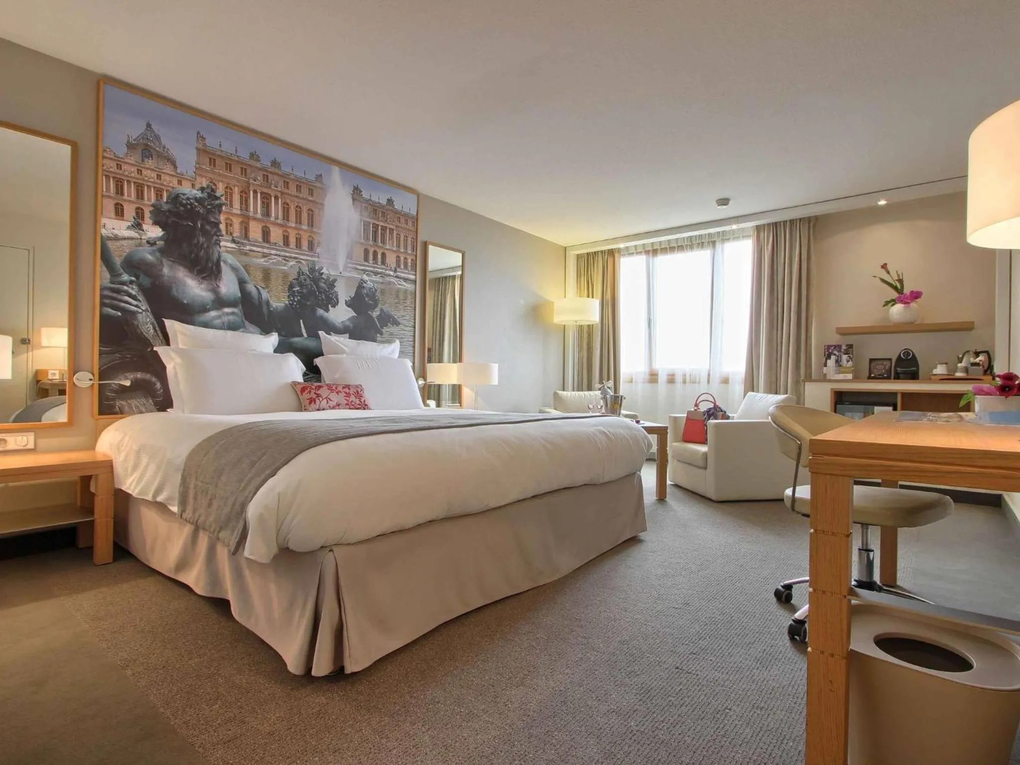 Bedroom, Bed in Mercure Paris Velizy