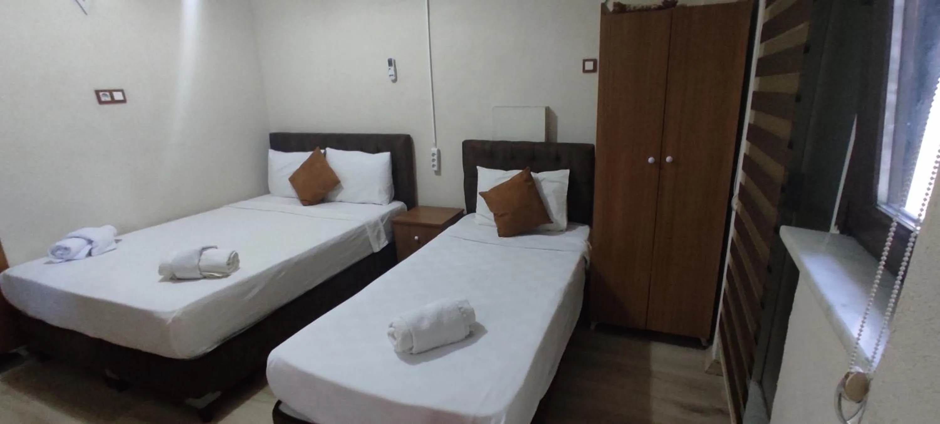 Massage, Bed in Biter Hotel