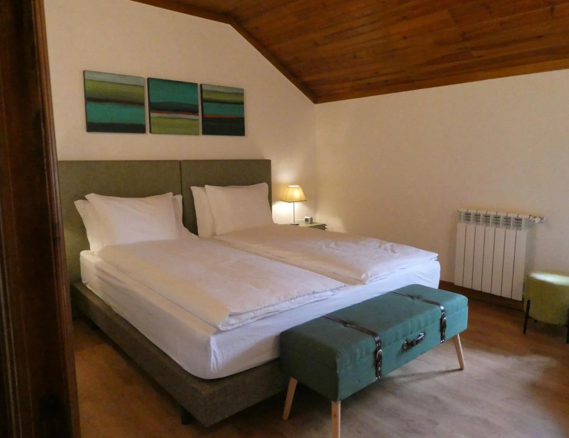 Bed in Vida-Vi, Country House and B&B