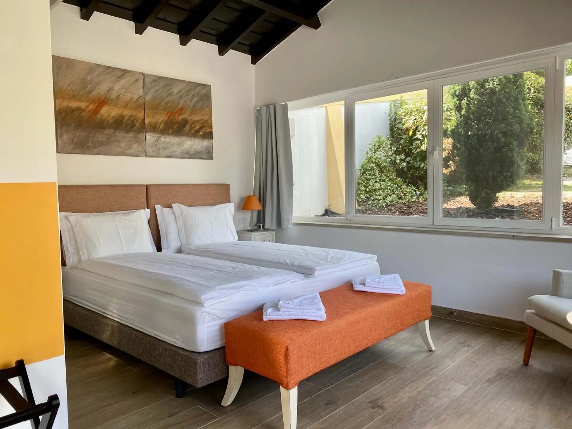 Bed in Vida-Vi, Country House and B&B