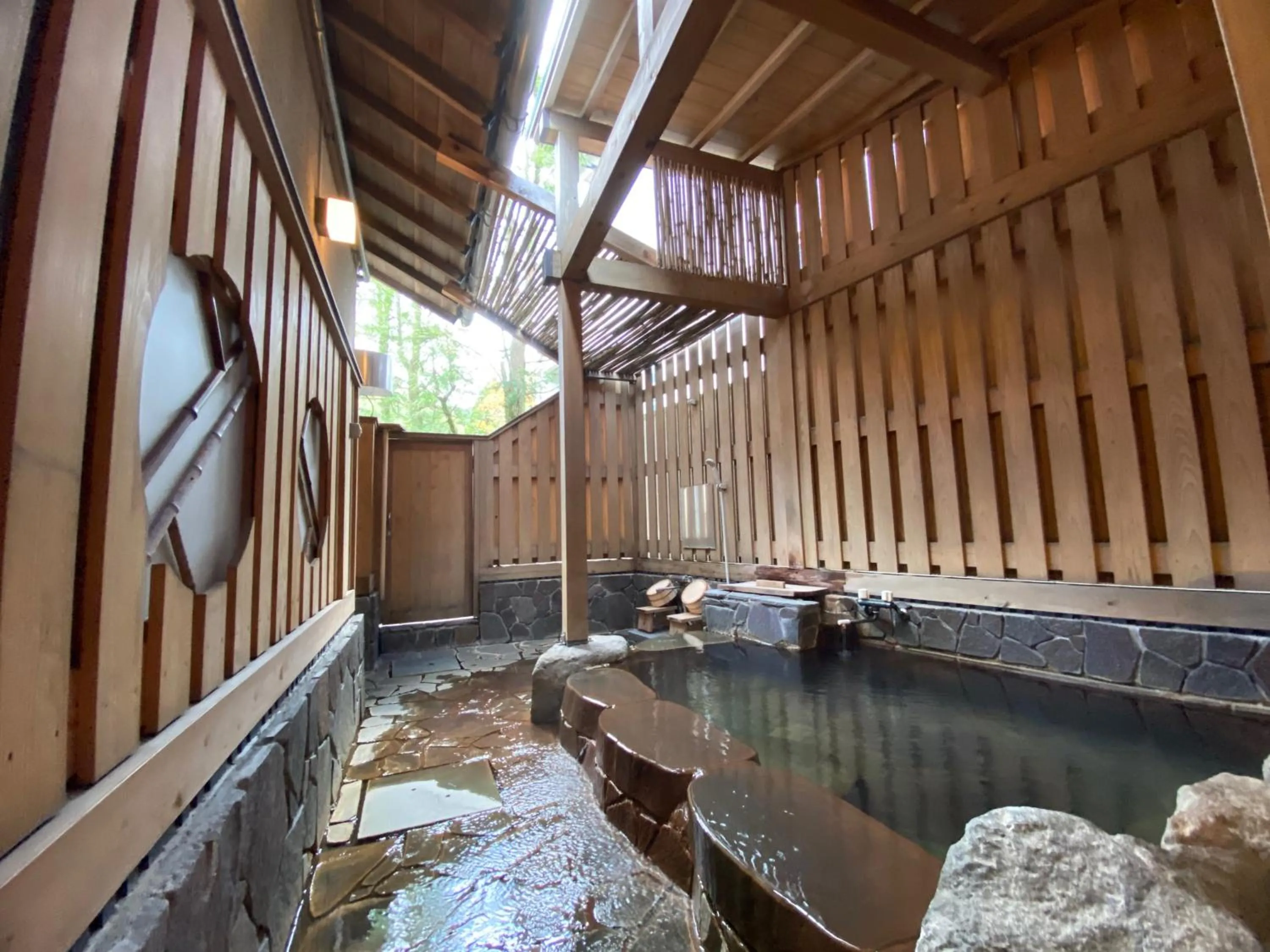 Open Air Bath in Kappo Ryokan Yumesaki