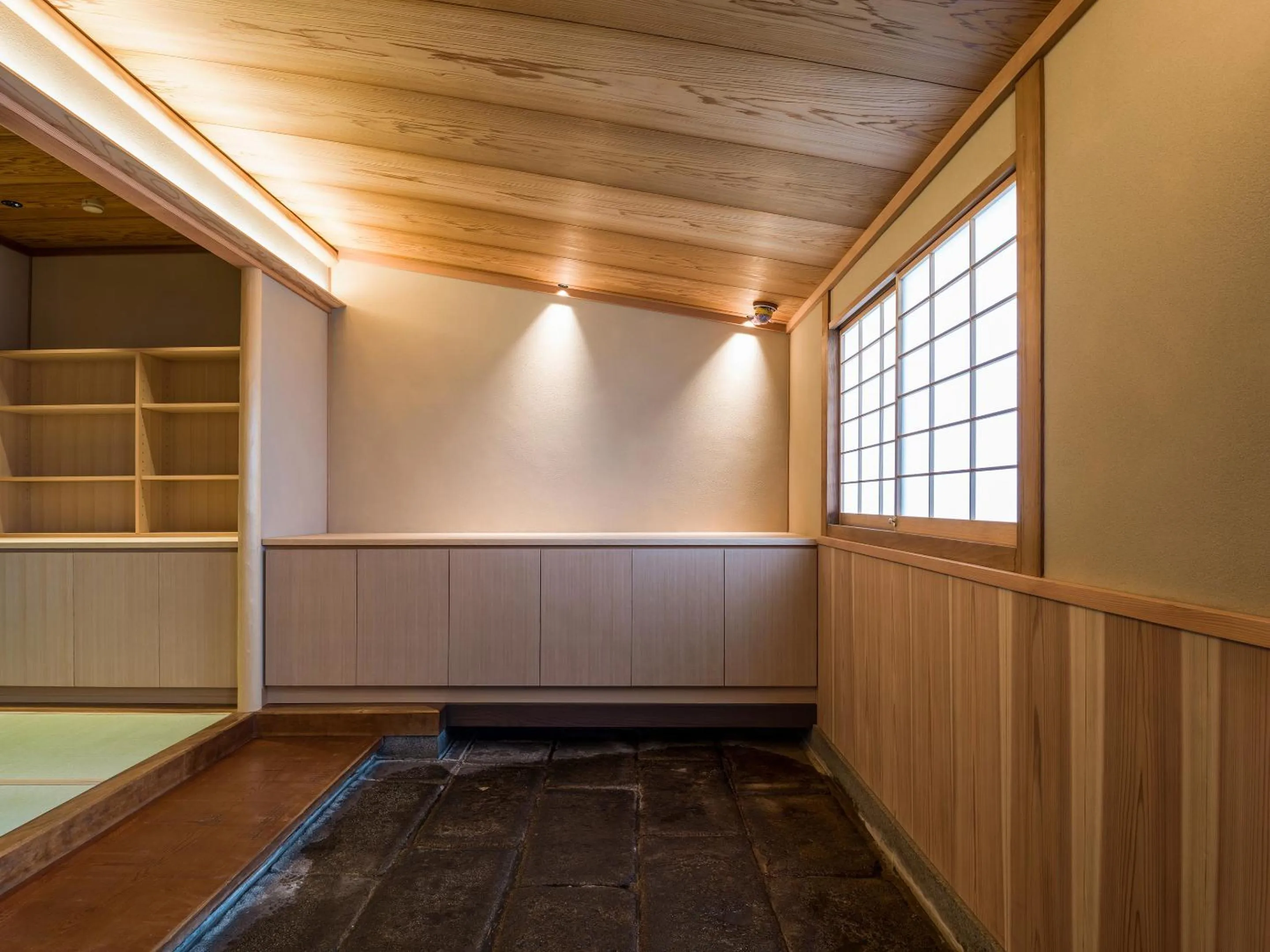 Facade/entrance in Kappo Ryokan Yumesaki