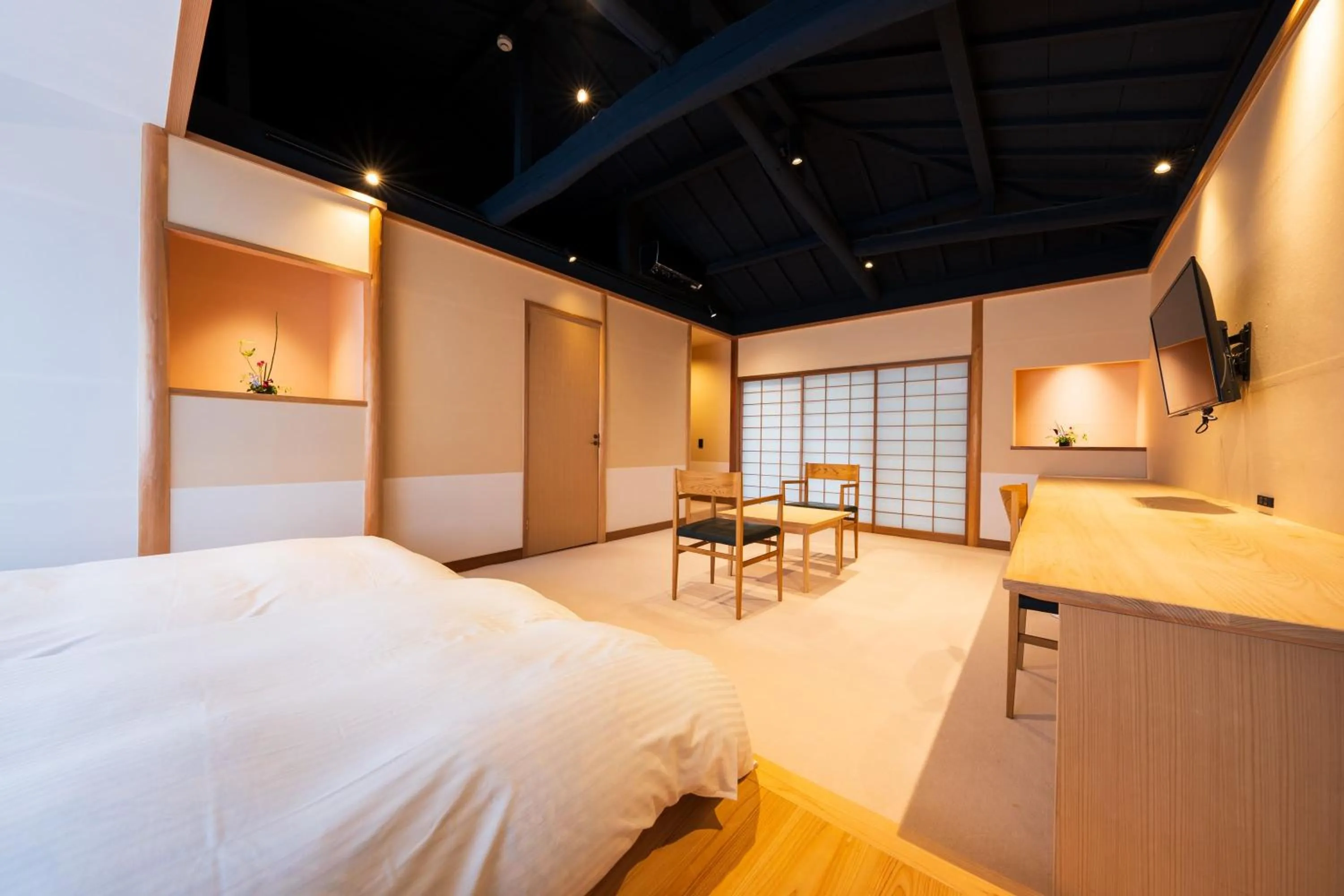 Photo of the whole room, Bed in Kappo Ryokan Yumesaki