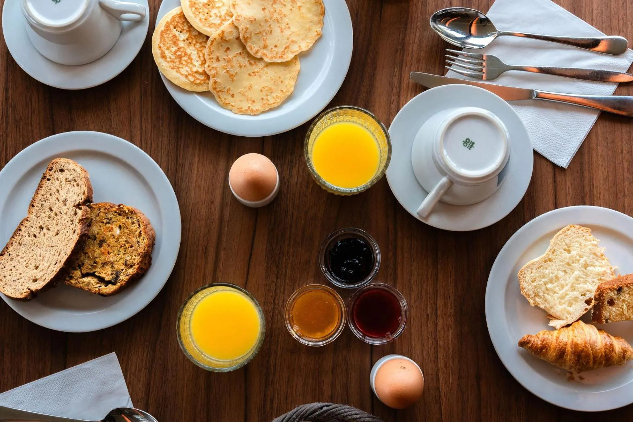 Breakfast in Eden Park Hotel Restaurant