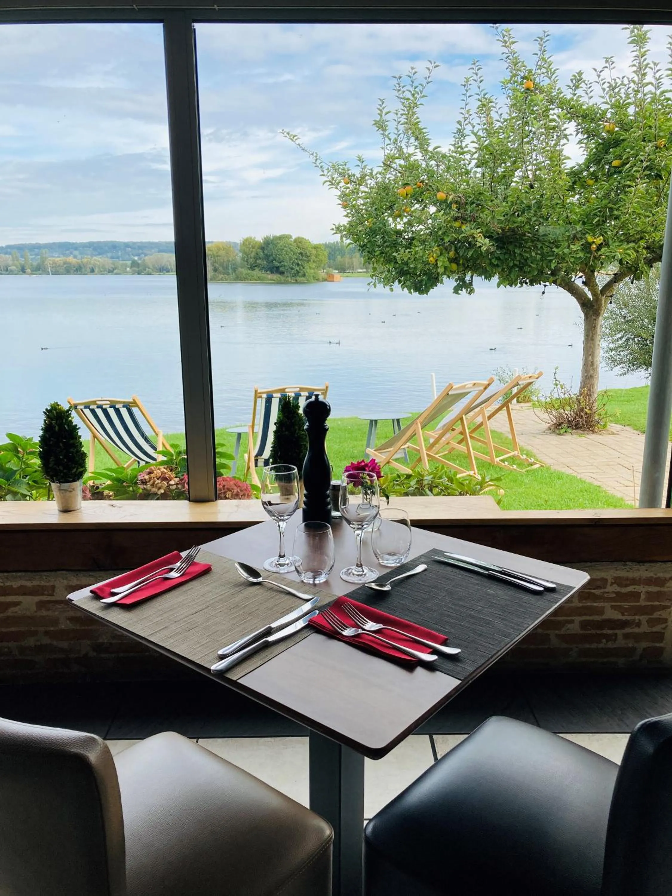 Restaurant/places to eat in Eden Park Hotel Restaurant