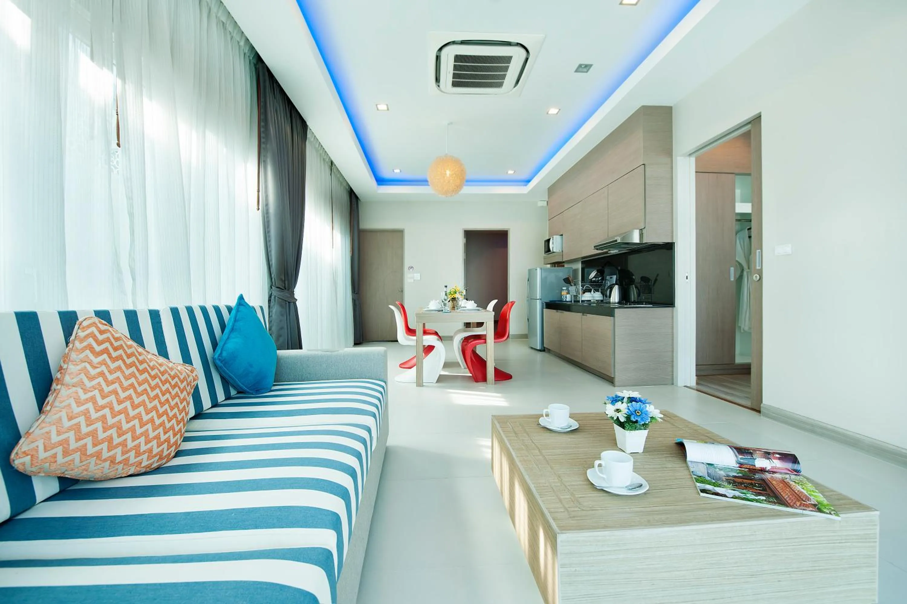 Living room in Ratana Platinum Resort Kamala