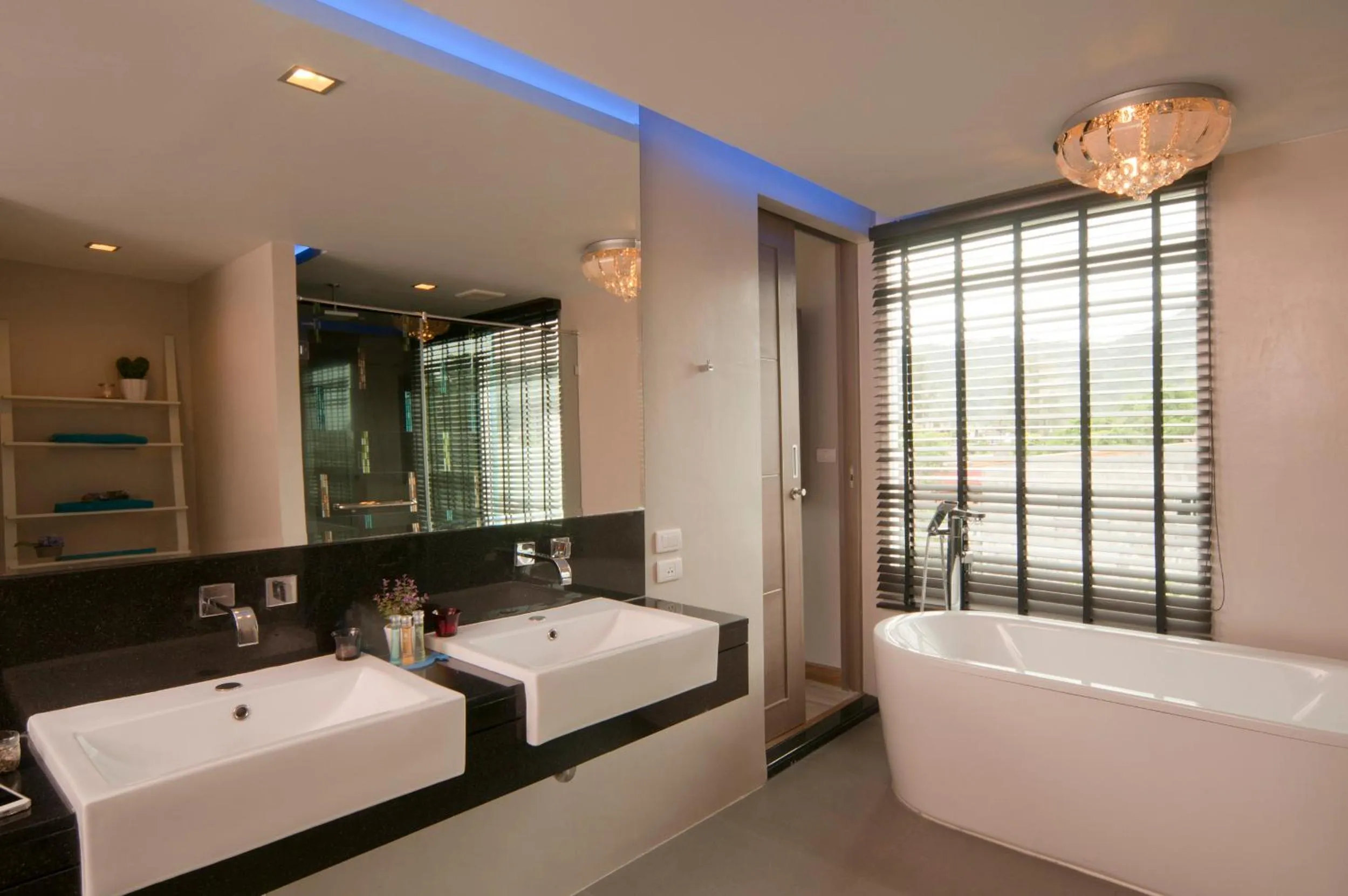 Bathroom in Ratana Platinum Resort Kamala