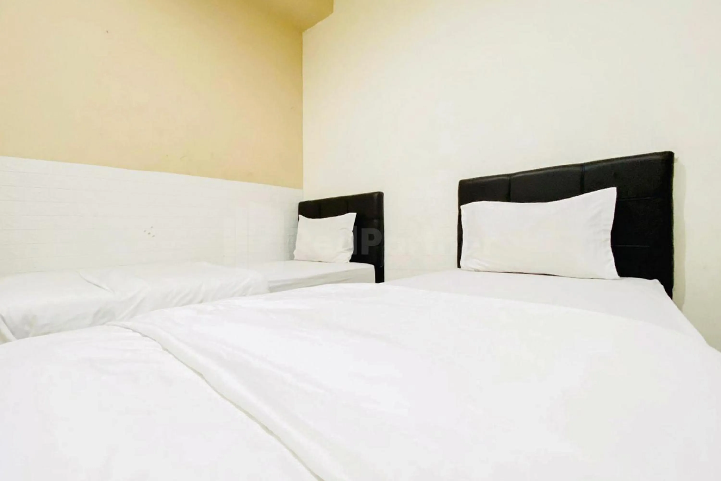 Bed in Palem Mas Garden RedPartner