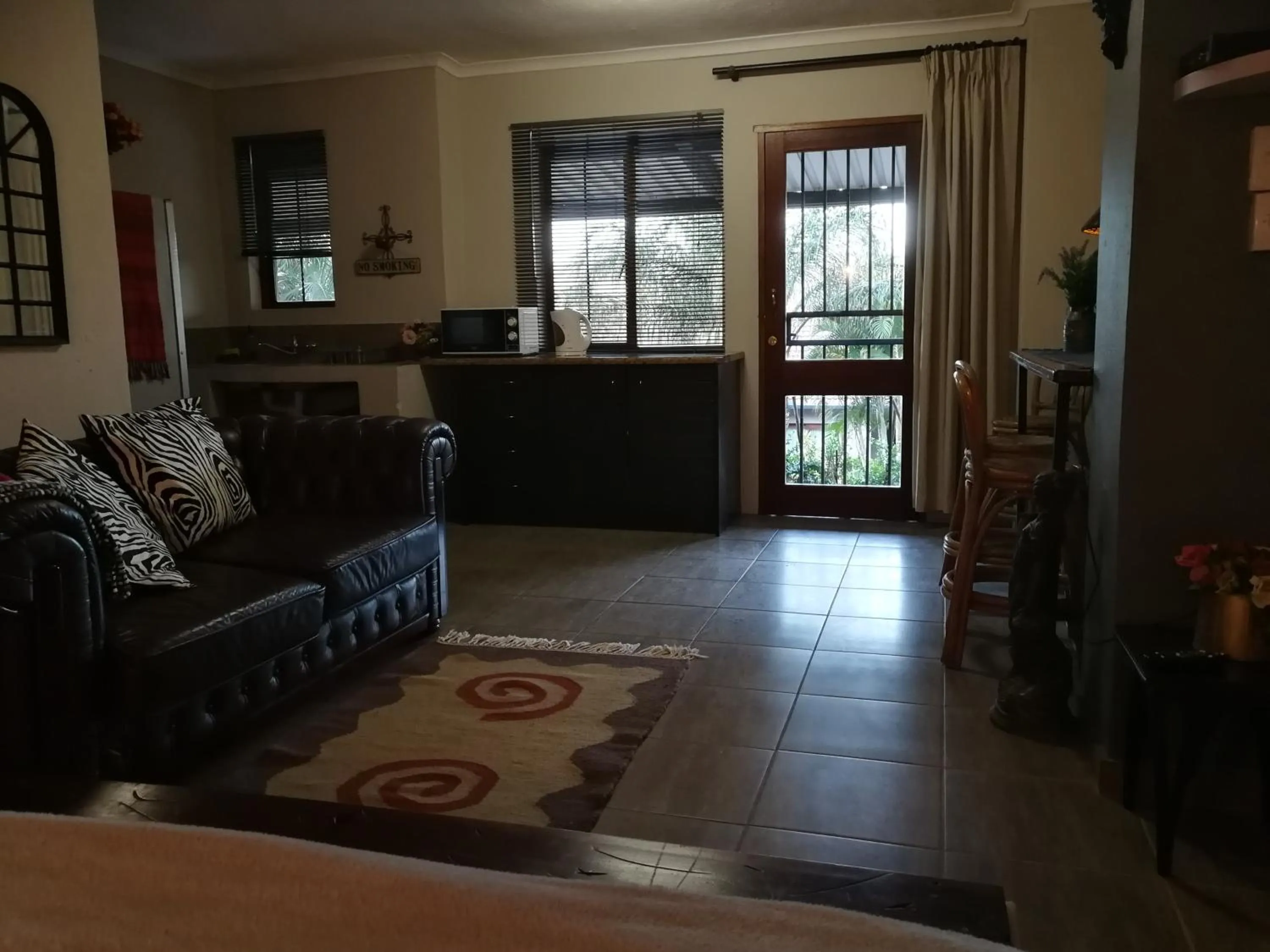 Living room in Meerkat Manor