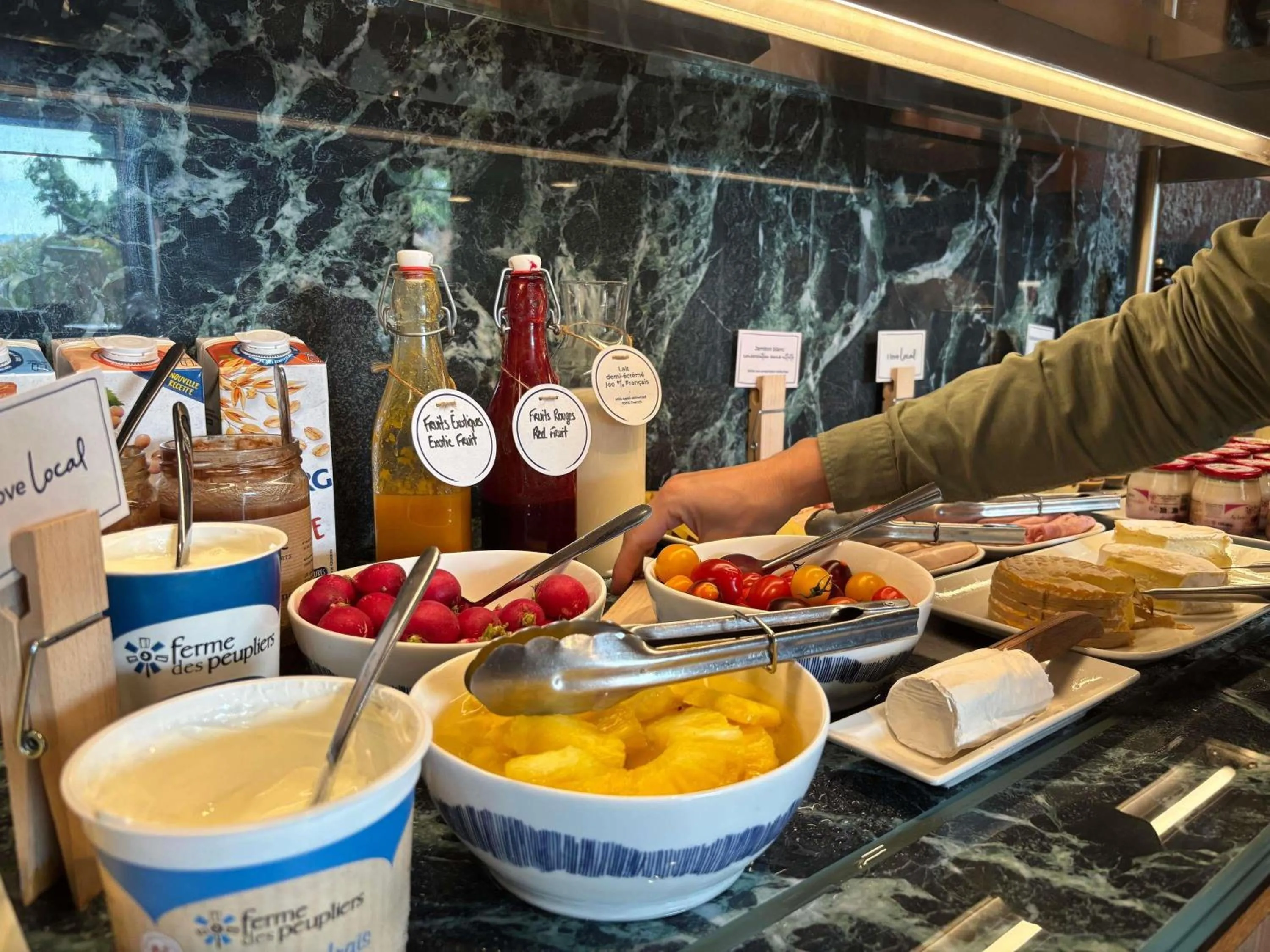 Breakfast in Novotel Suites Rouen Normandie