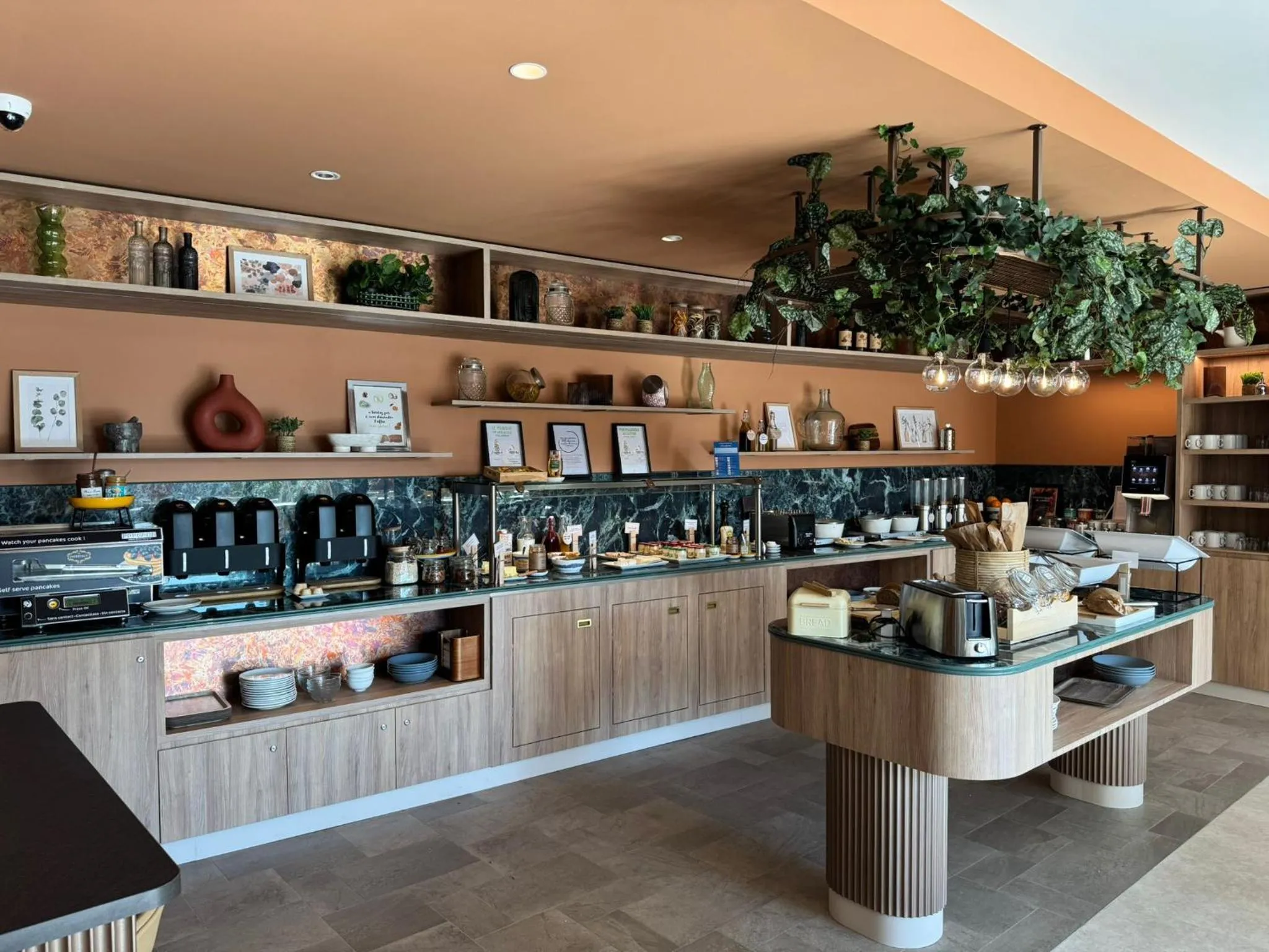 Food and drinks in Novotel Suites Rouen Normandie