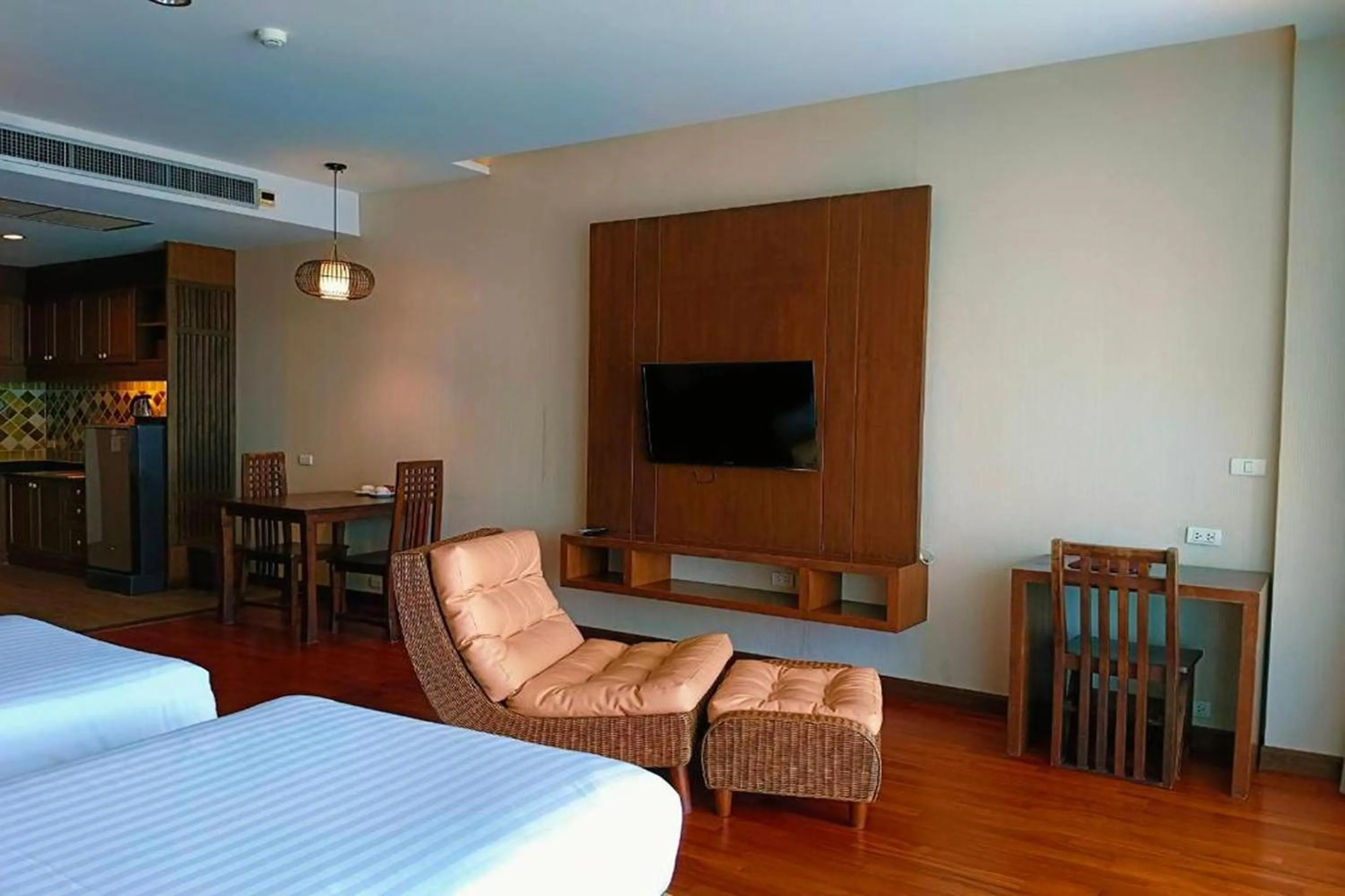 TV and multimedia, Bed in Khammon Lanna Resort Chiang Mai