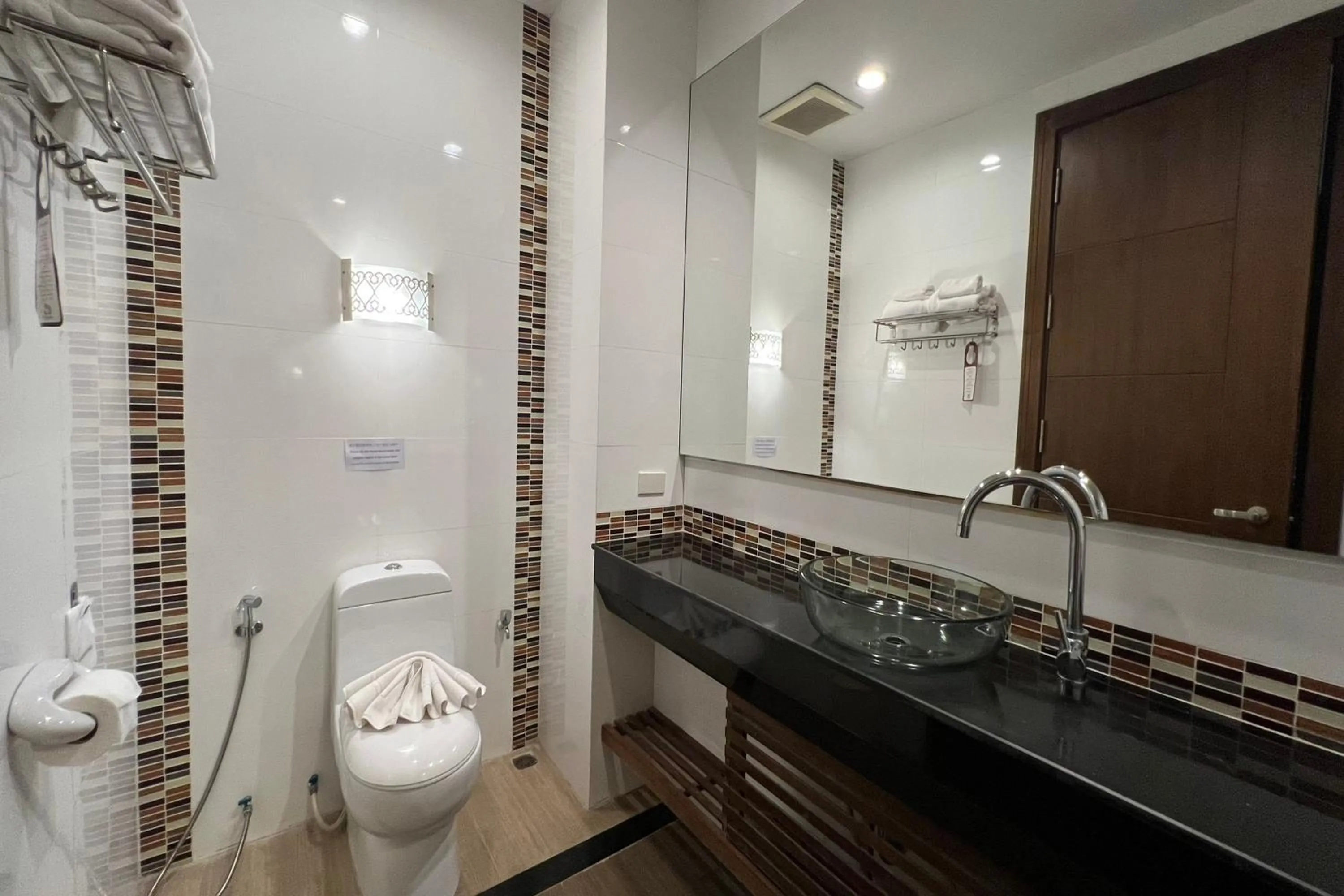 Shower in Khammon Lanna Resort Chiang Mai