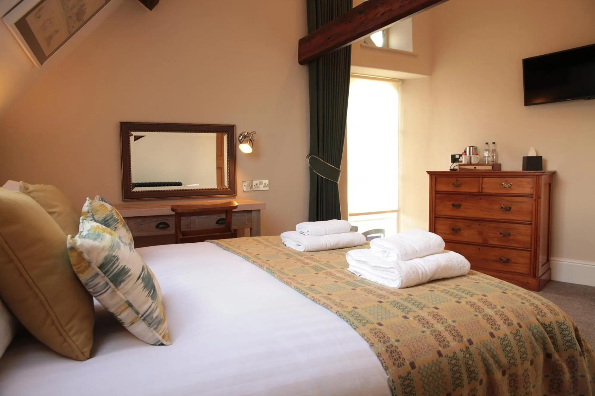 Photo of the whole room, Bed in Y Capel Guest House