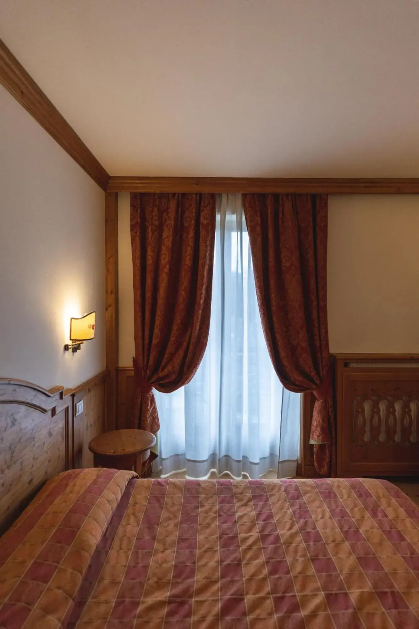 Standard Double or Twin Room with Balcony in Hotel Europa Residence Standard Double or Twin Room with Balcony in Hotel Europa Residence