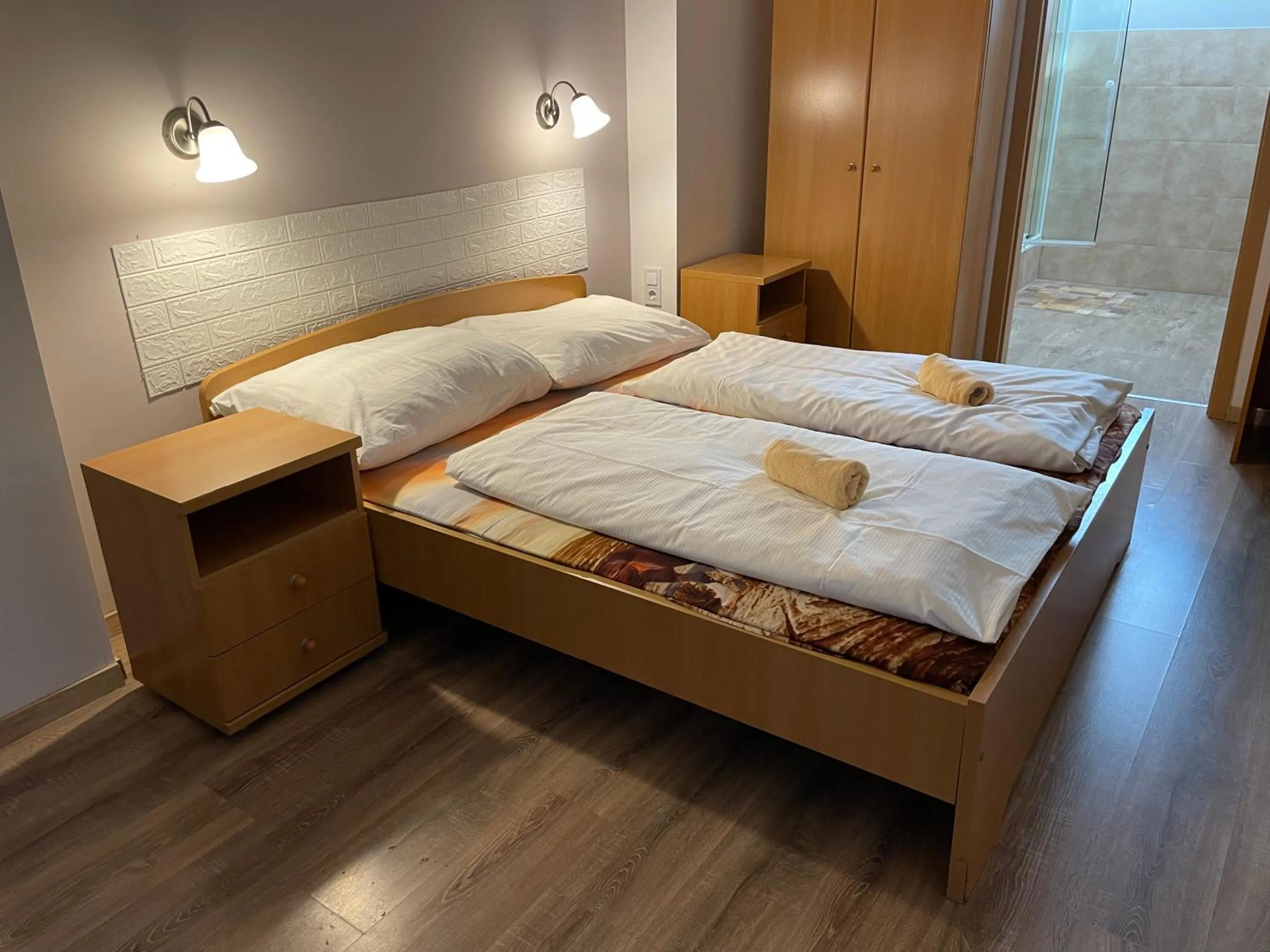 Mátyus Udvarház Kengyel Fogadó Eger