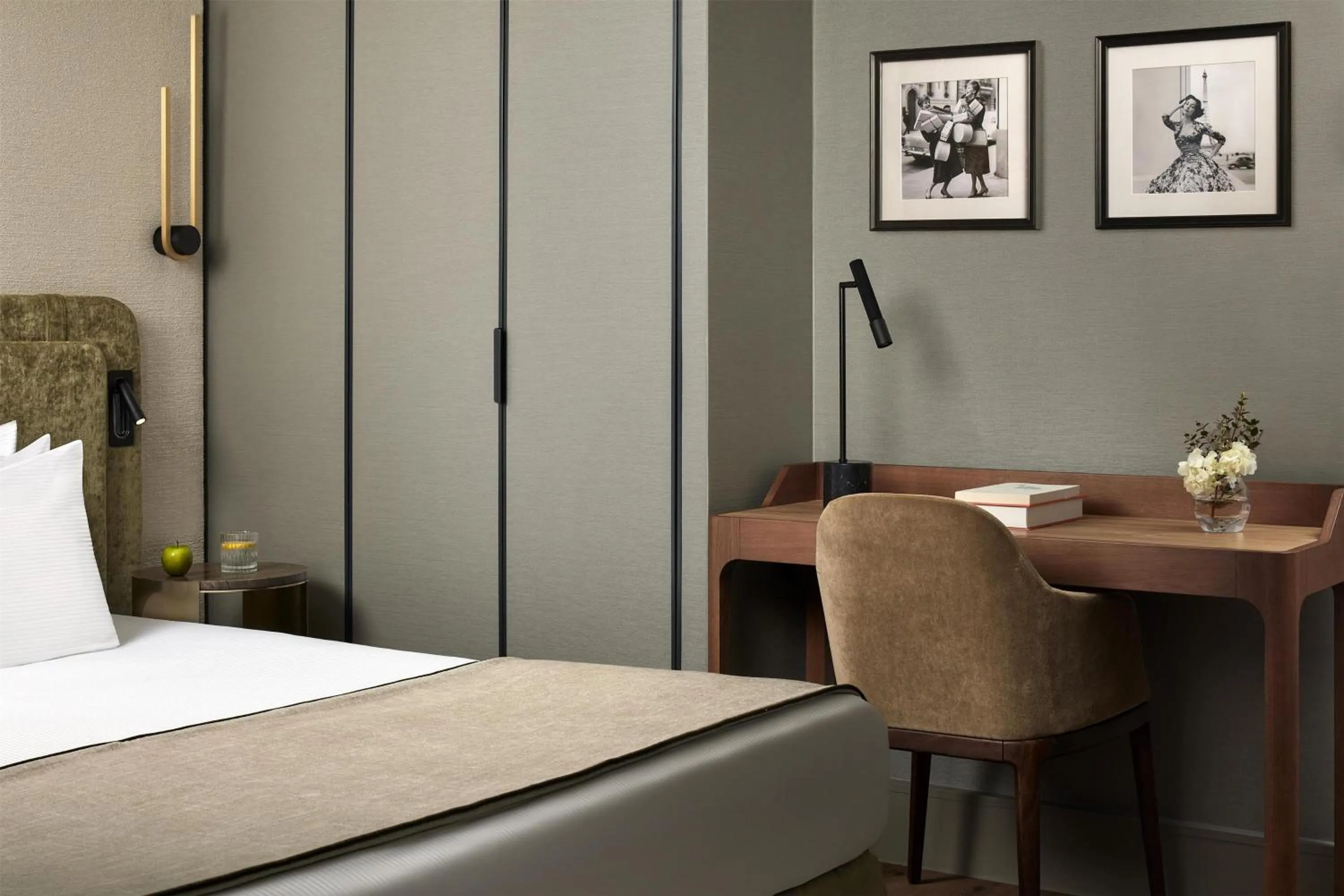 Bedroom, Bed in NH Collection Paris Ponthieu Champs-Élysées