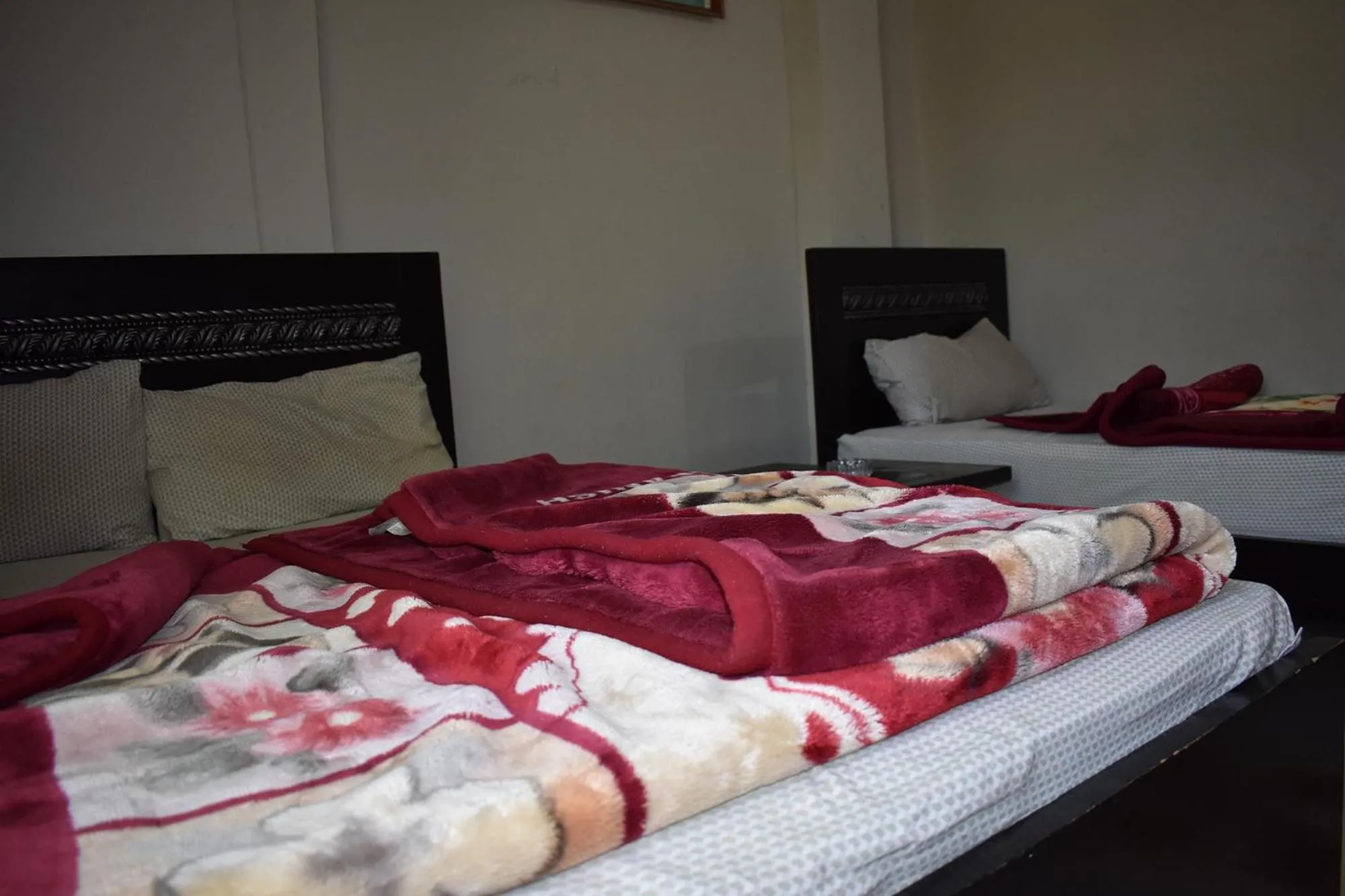 Bed in Hotel Islamabad Metro Inn