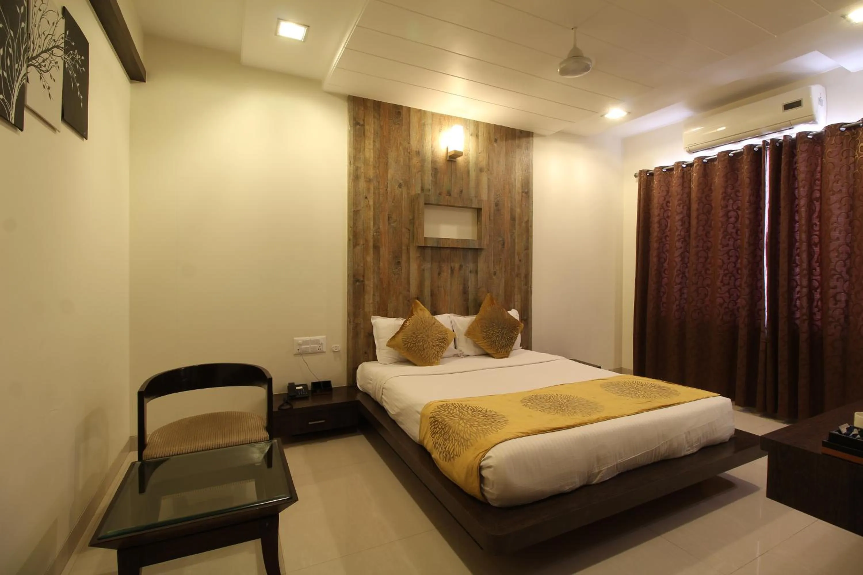 Bedroom in MARIGOLD-Newly Renovated Hotel