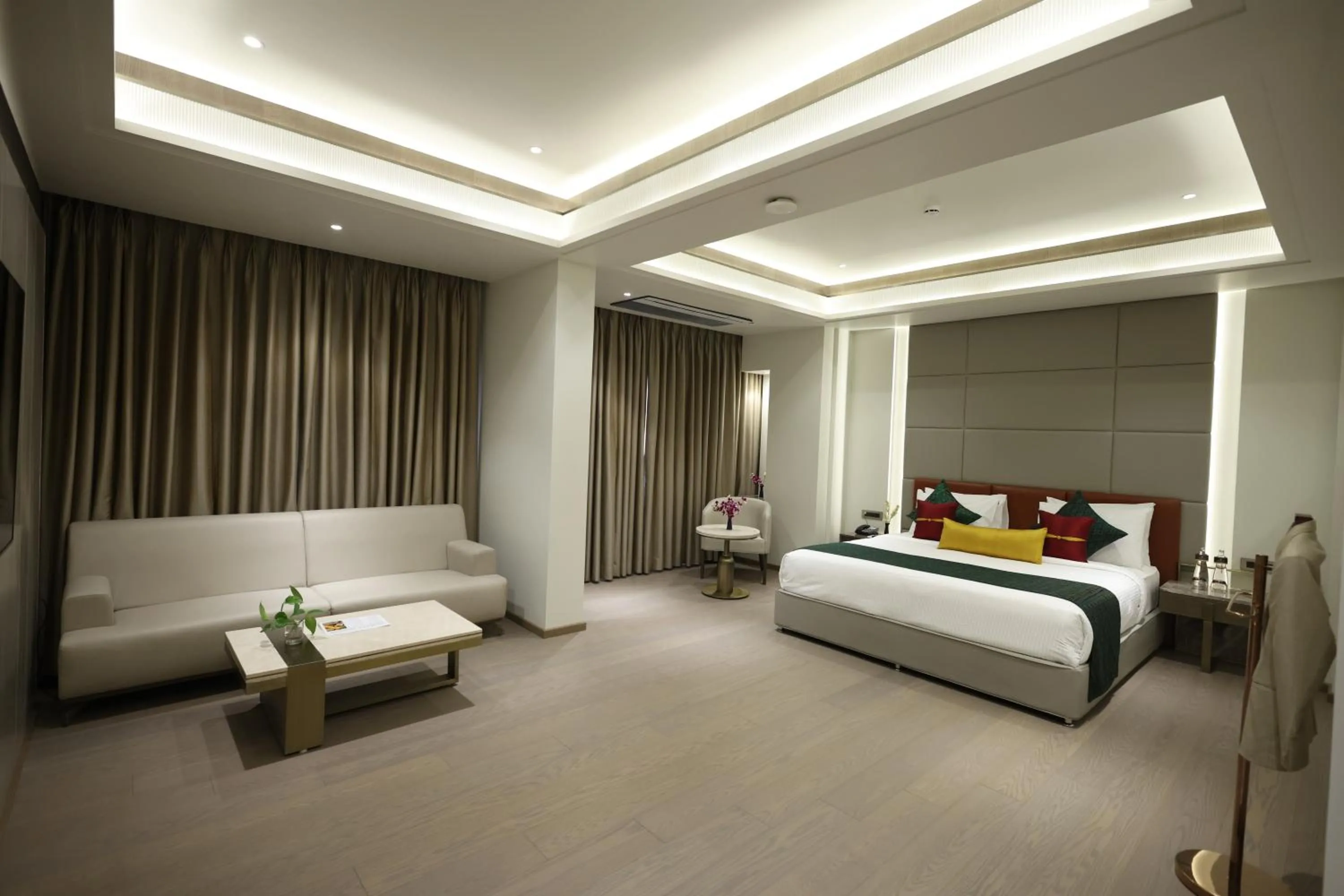 MARIGOLD-Newly Renovated Hotel