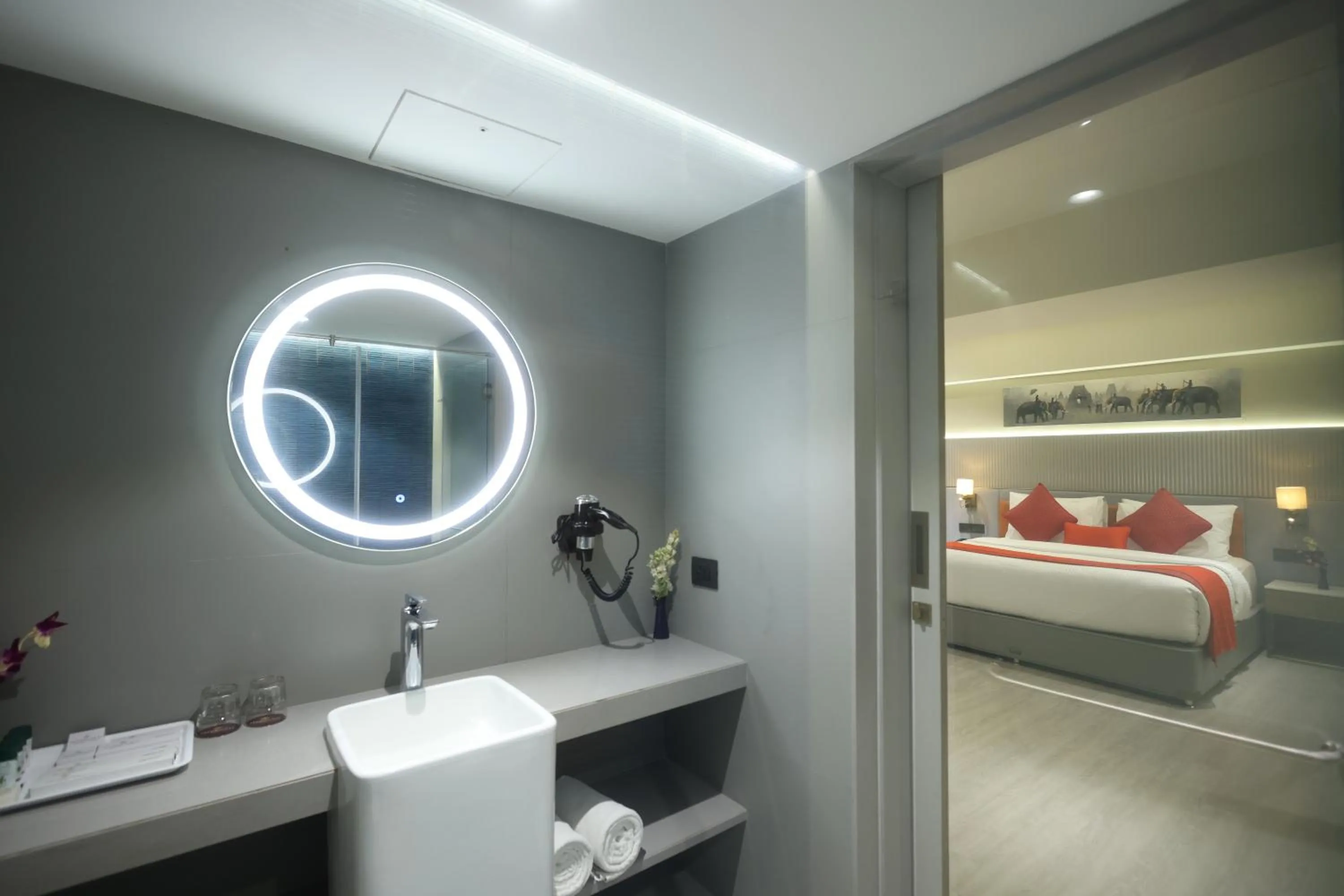 MARIGOLD-Newly Renovated Hotel