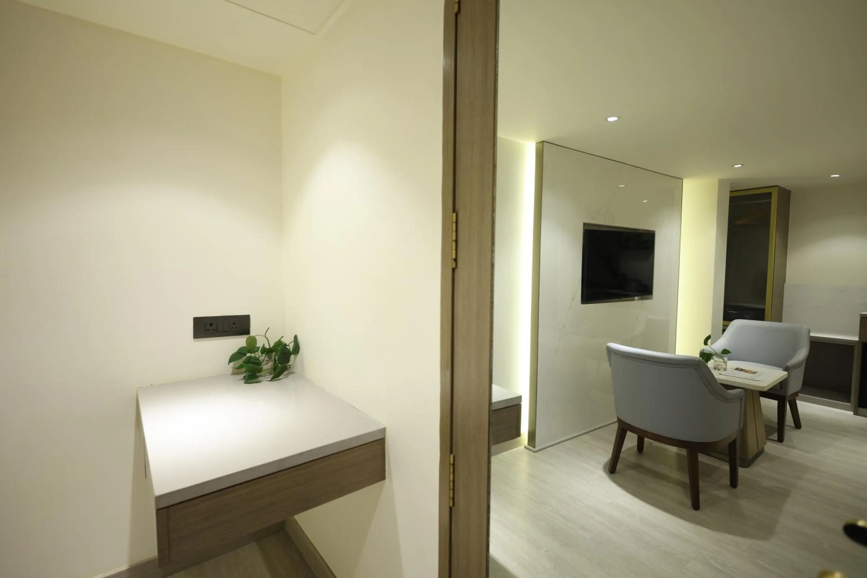 MARIGOLD-Newly Renovated Hotel