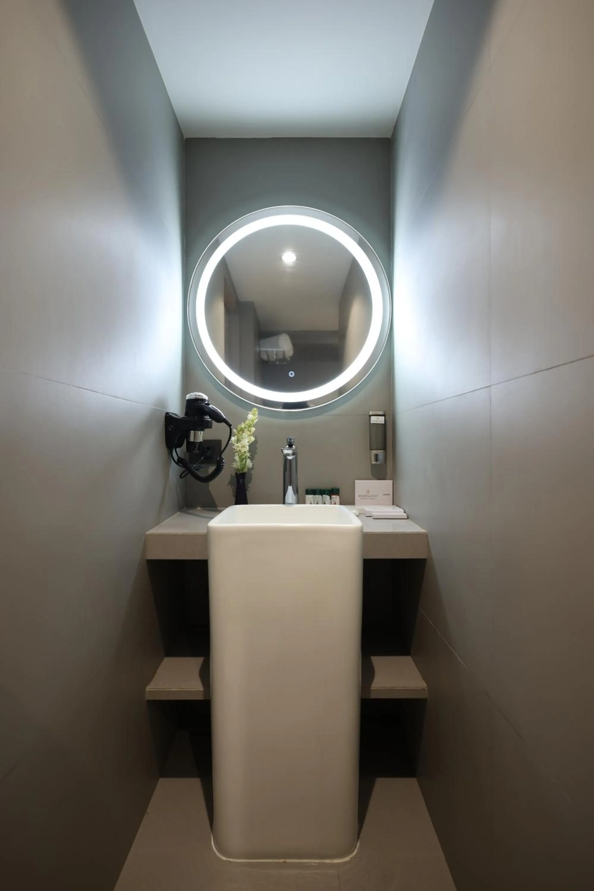 MARIGOLD-Newly Renovated Hotel