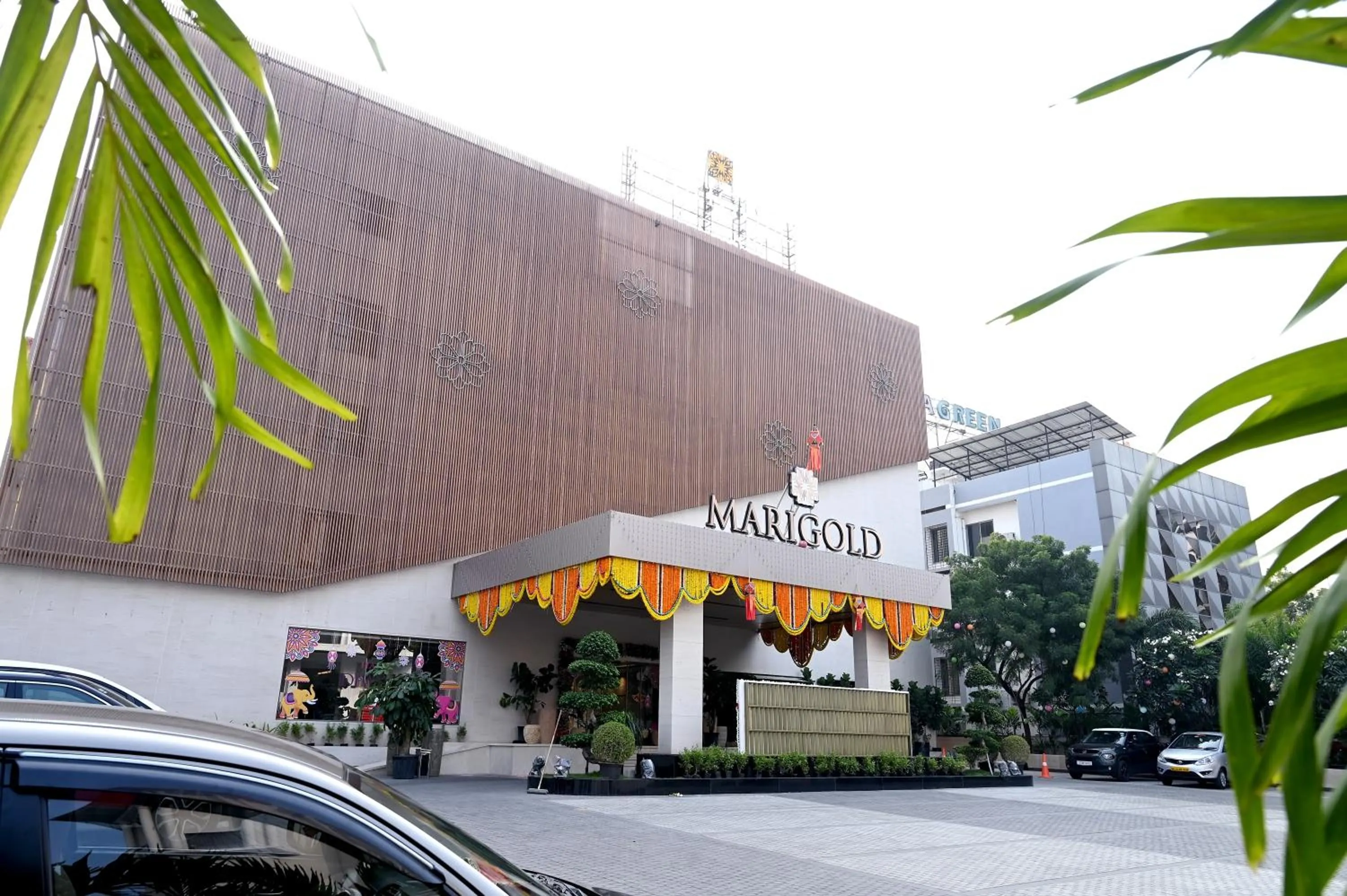 MARIGOLD-Newly Renovated Hotel