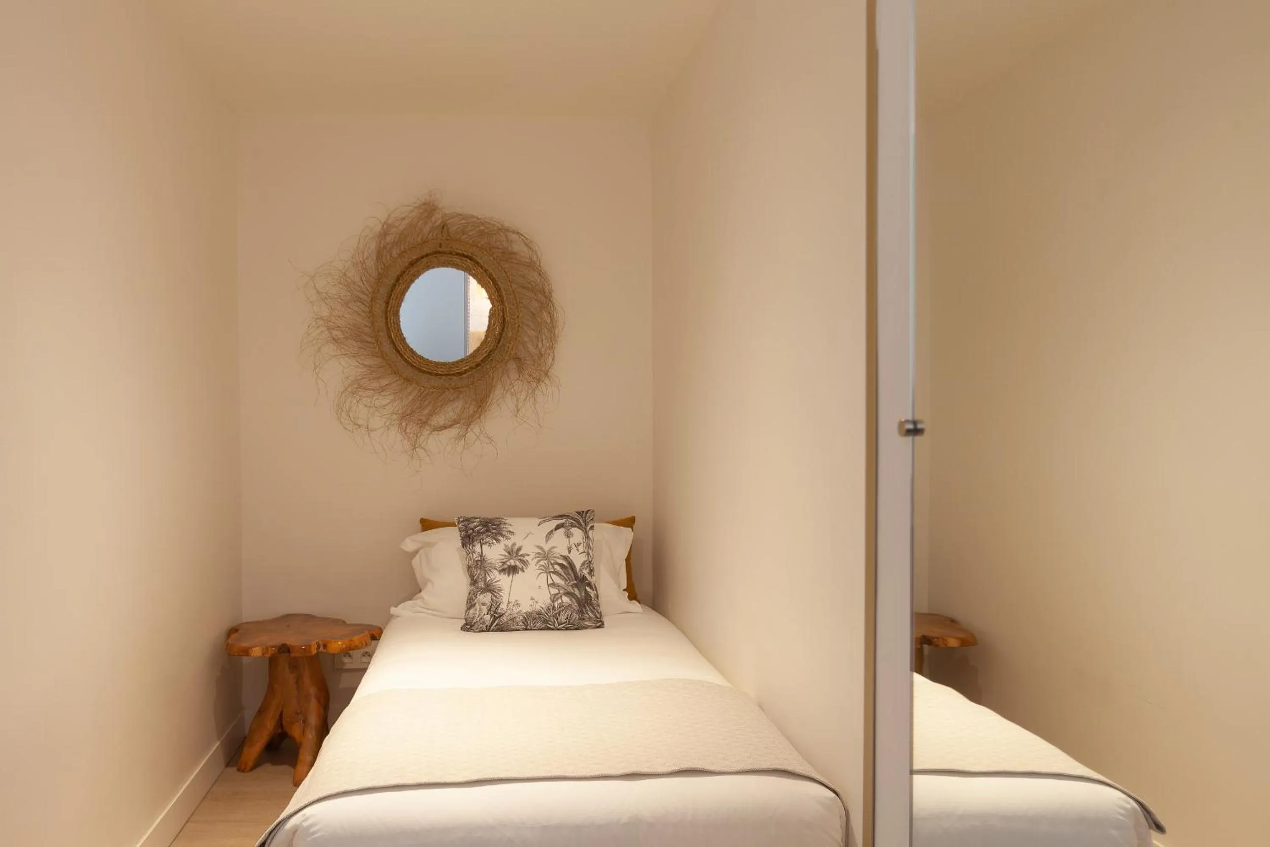 Bed in Hôtel La Piscine