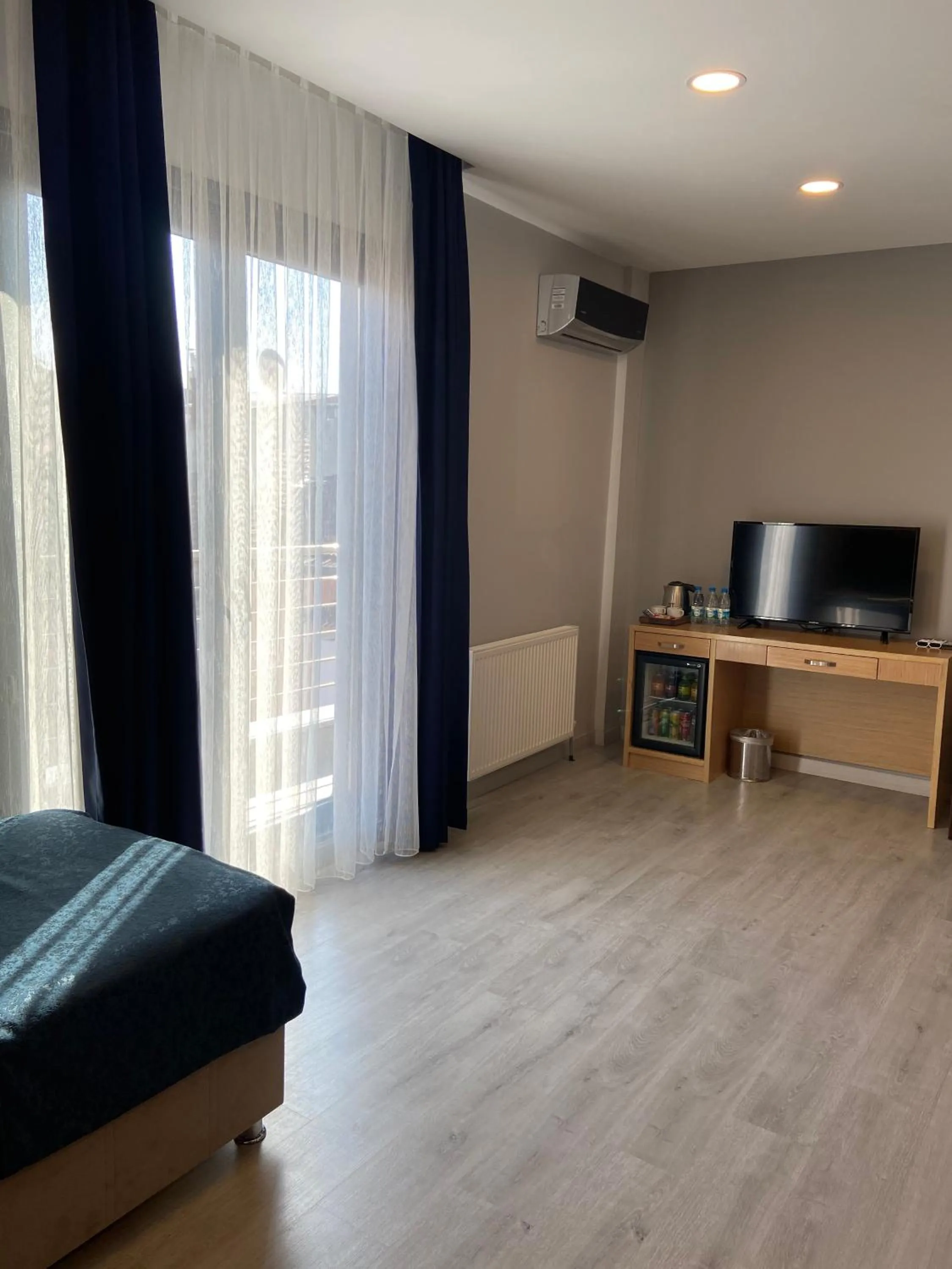 TV and multimedia in Liberi Hotel Taksim