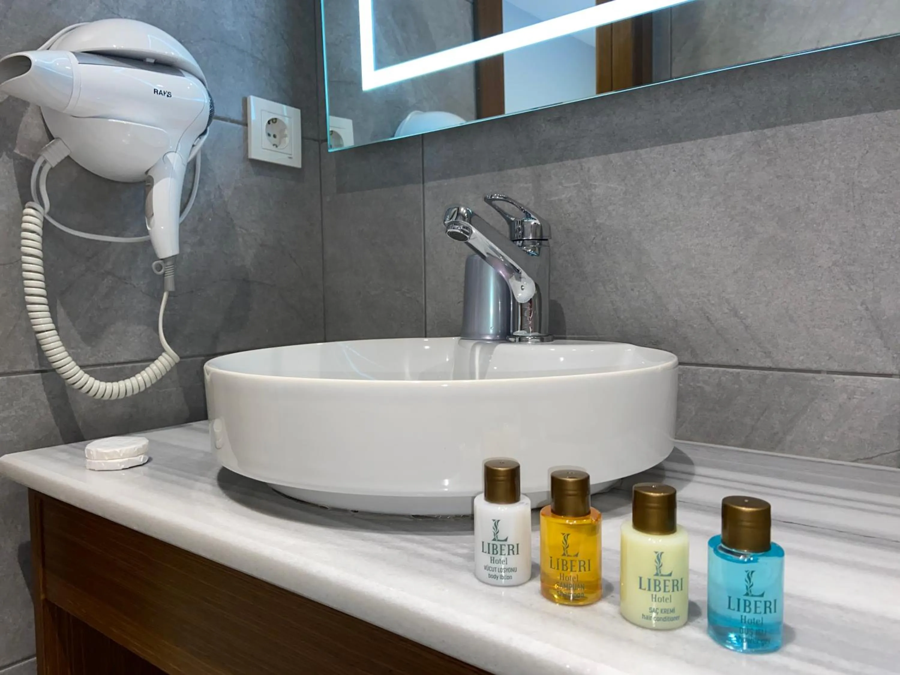 Bathroom in Liberi Hotel Taksim