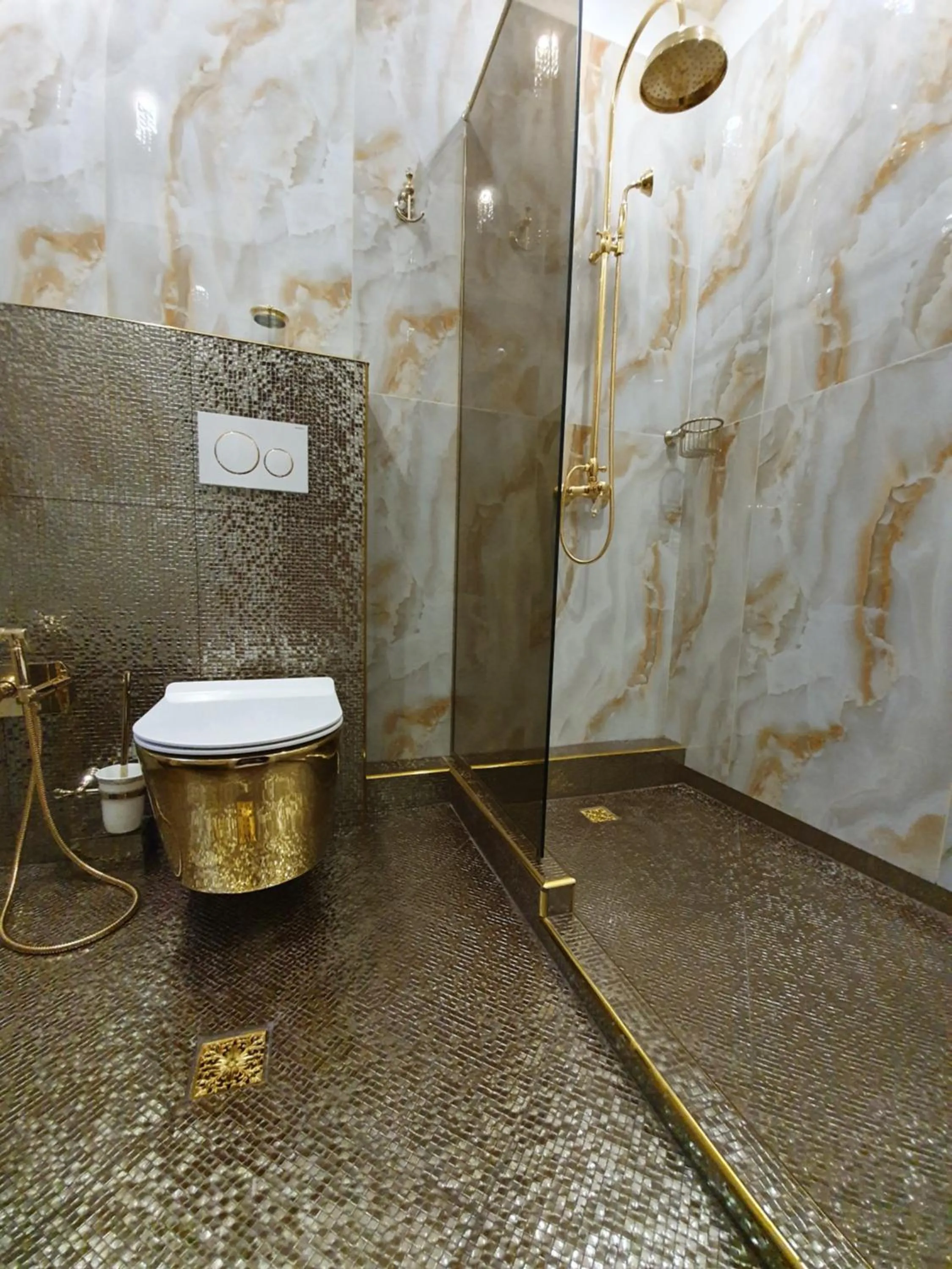 Bathroom in FD Luxury rooms