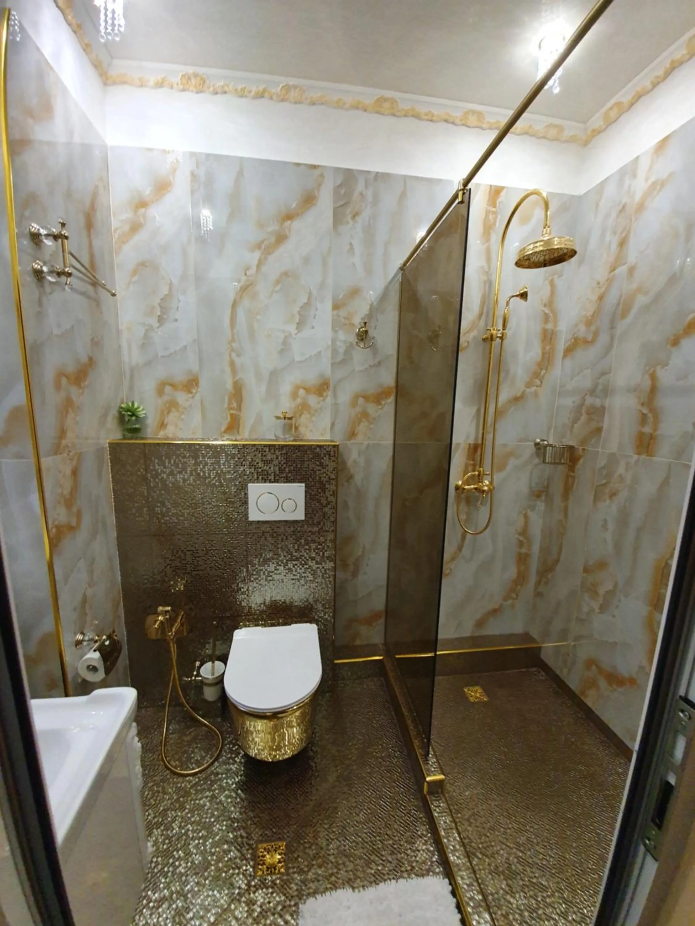 Bathroom in FD Luxury rooms