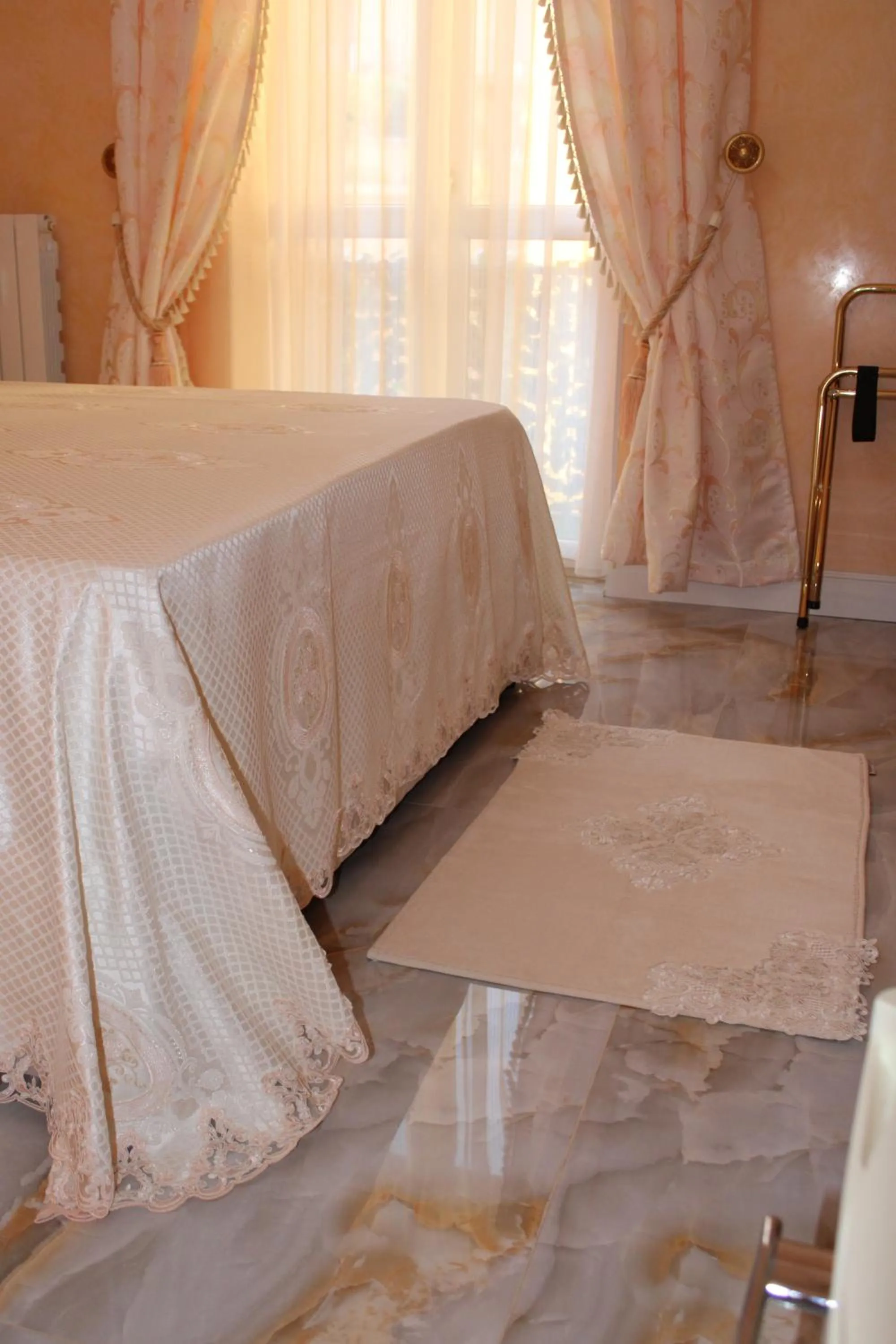 Bedroom, Bed in FD Luxury rooms