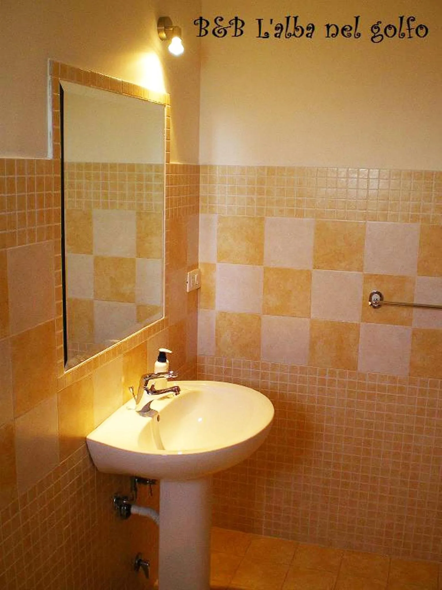 Bathroom in B&B L'alba Nel Golfo