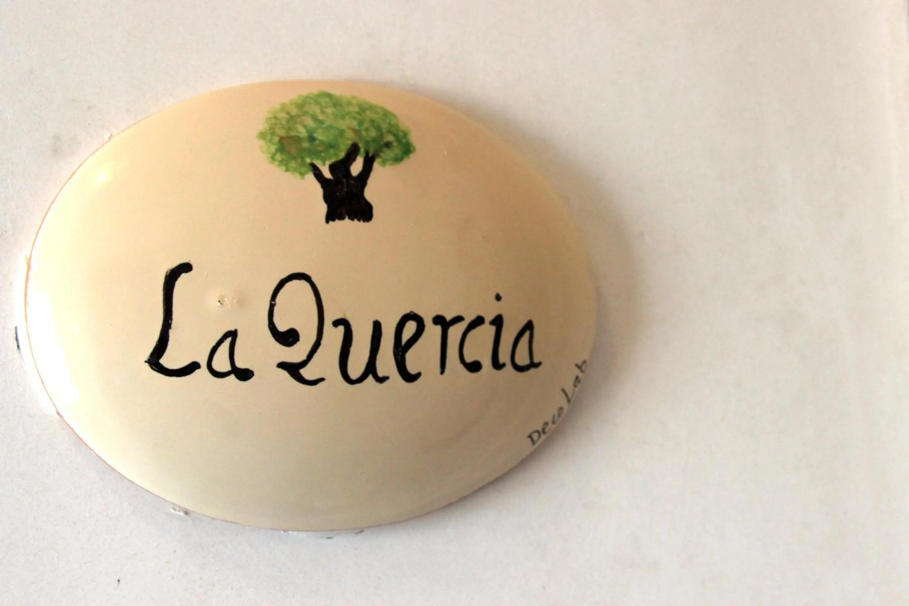 Decorative detail in Masseria Peppeturro