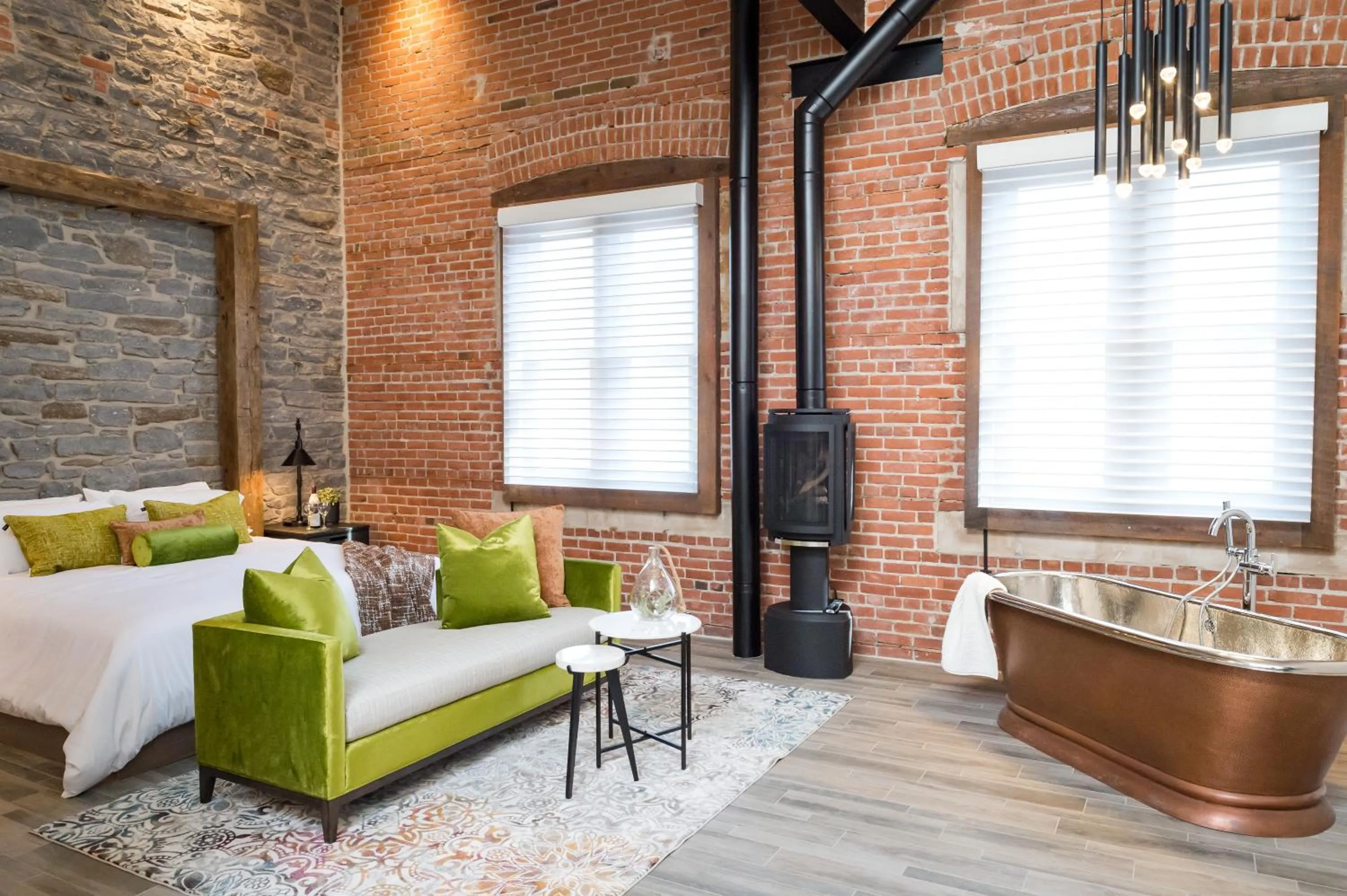 Seating area, Bed in 48 King West Boutique Hotel