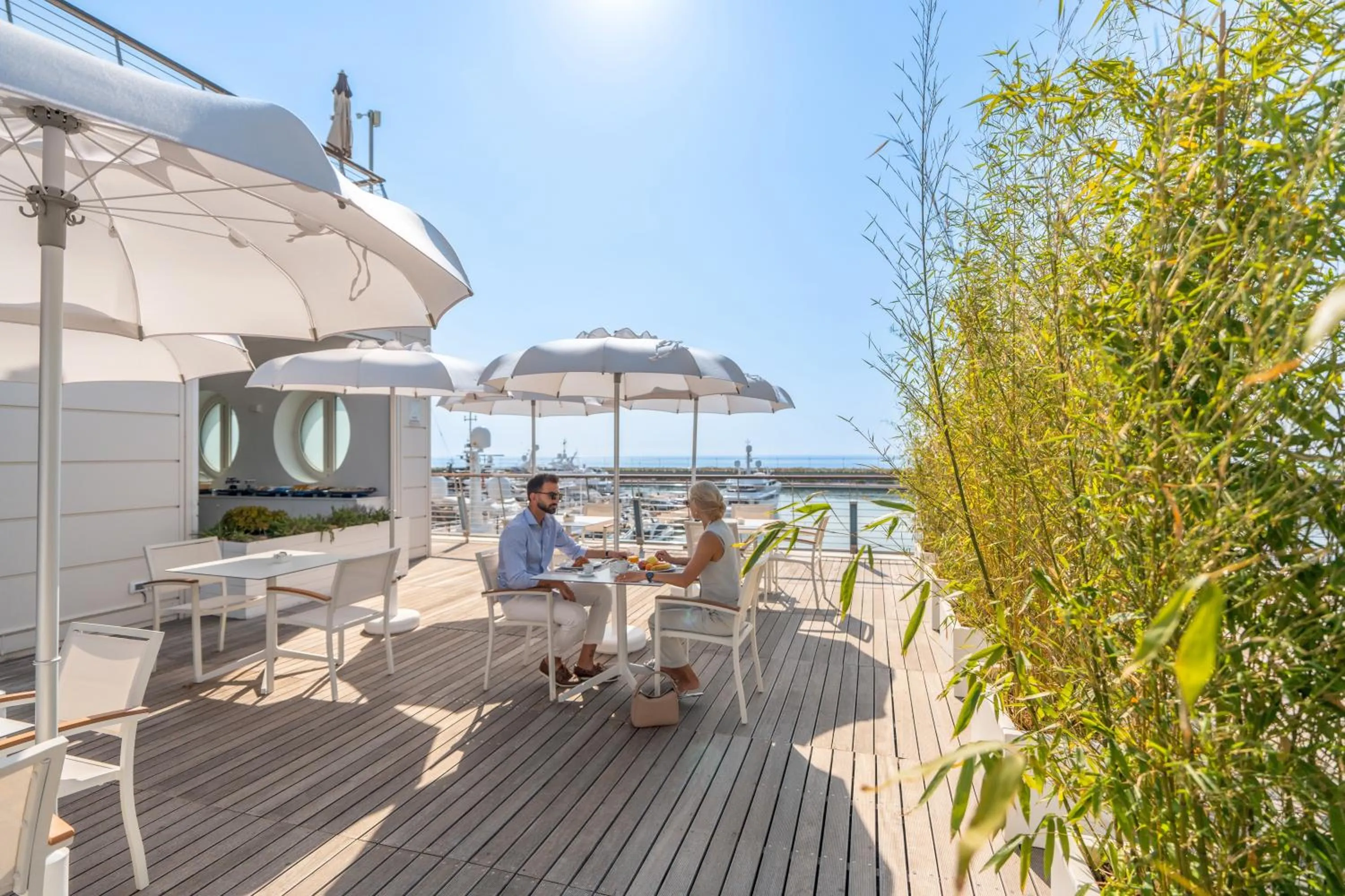 Breakfast in Albergo Yacht Club Marina Di Loano