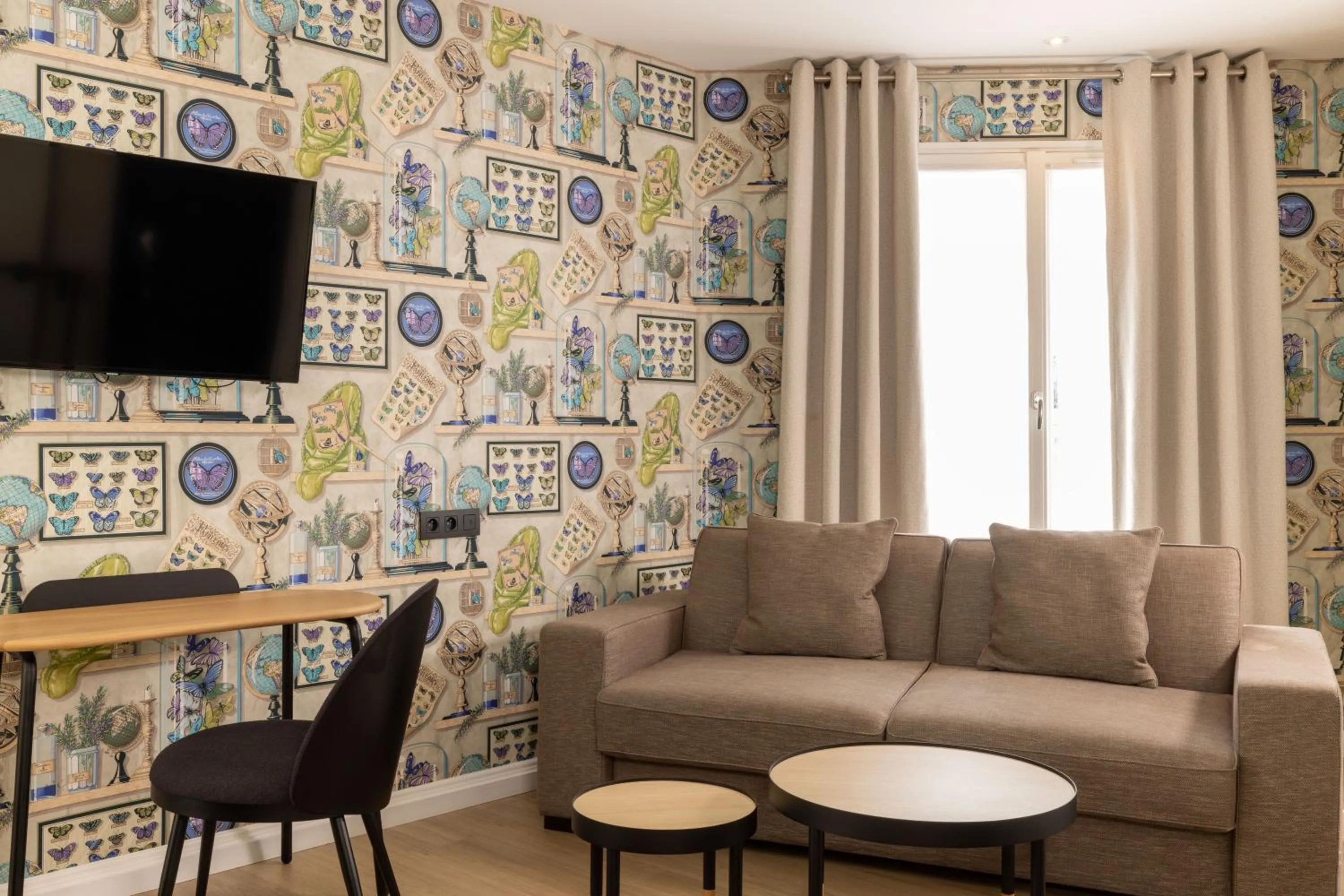 Photo of the whole room in Hotel le 46