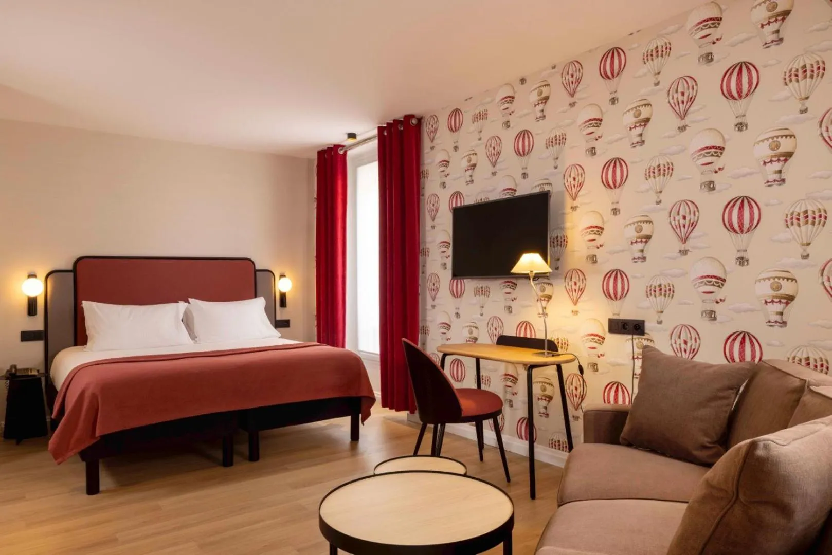 TV and multimedia, Bed in Hotel le 46