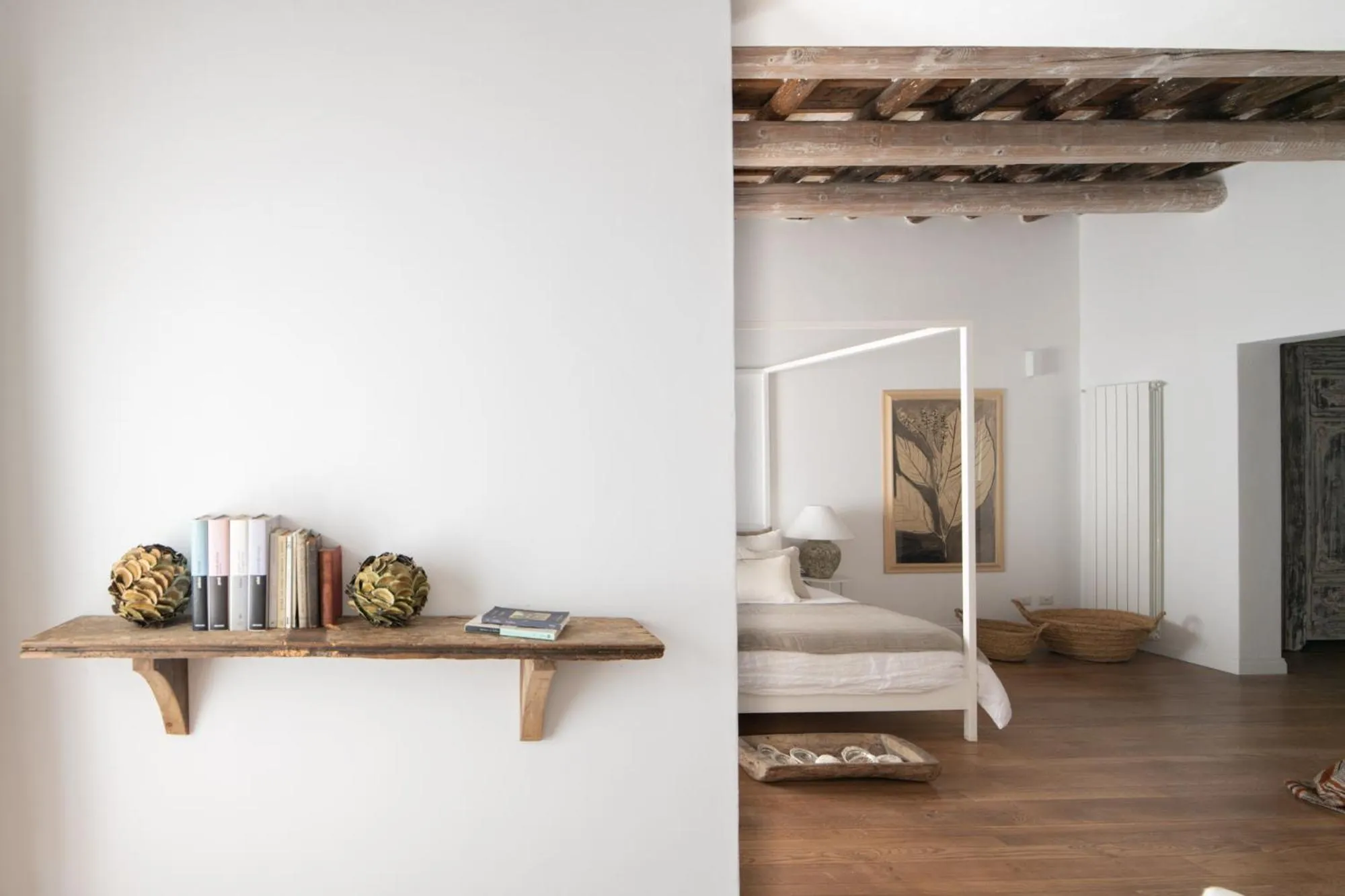 Living room, Bed in Dimora Botteghelle