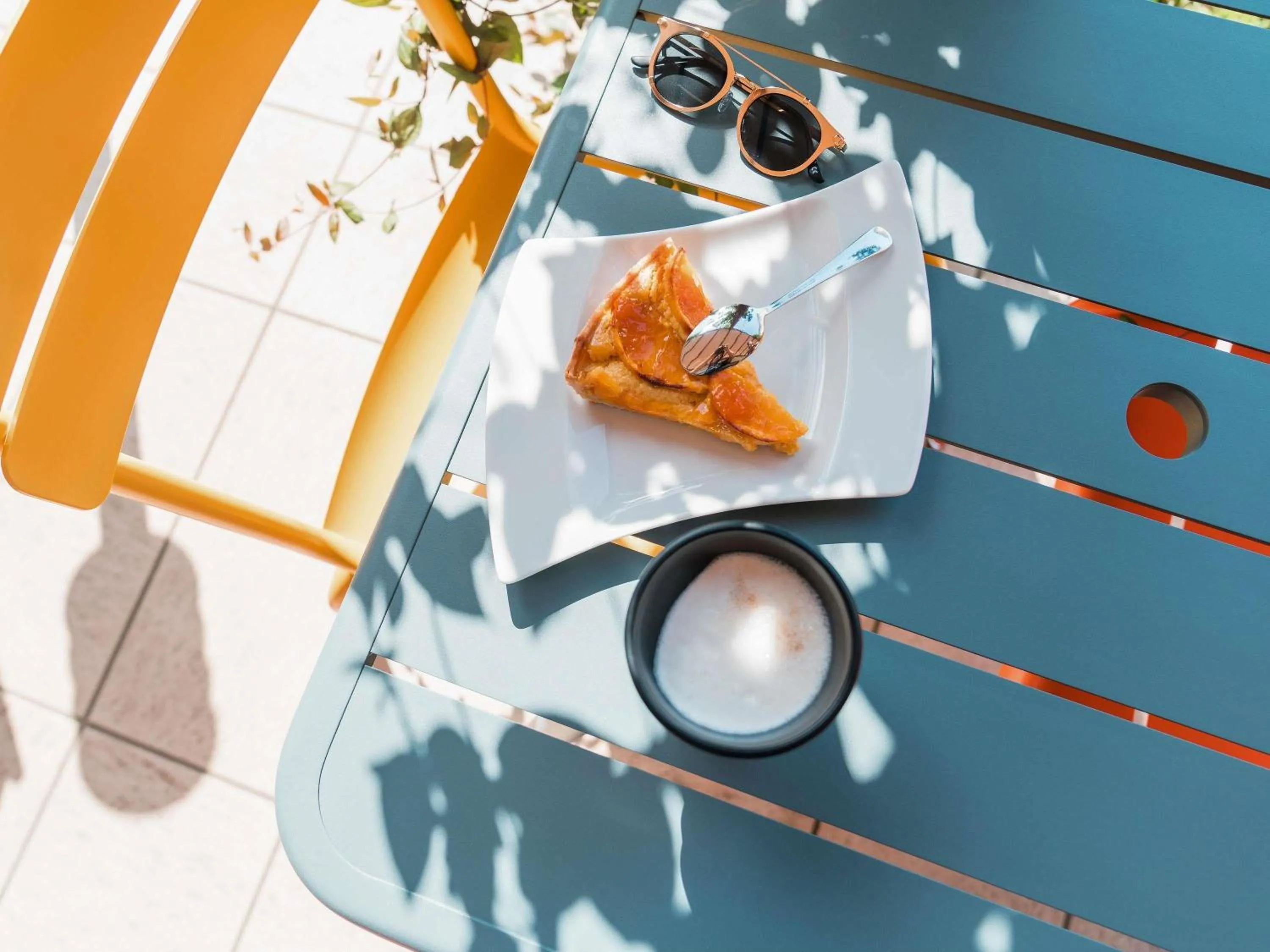 Restaurant/places to eat in ibis Styles Carcassonne La Cité