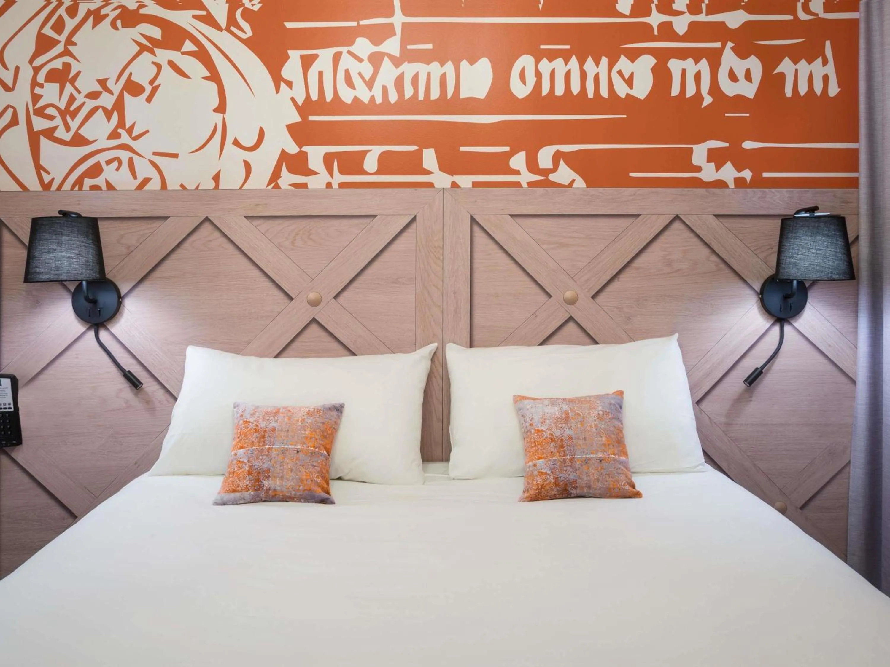 Bedroom, Bed in ibis Styles Carcassonne La Cité