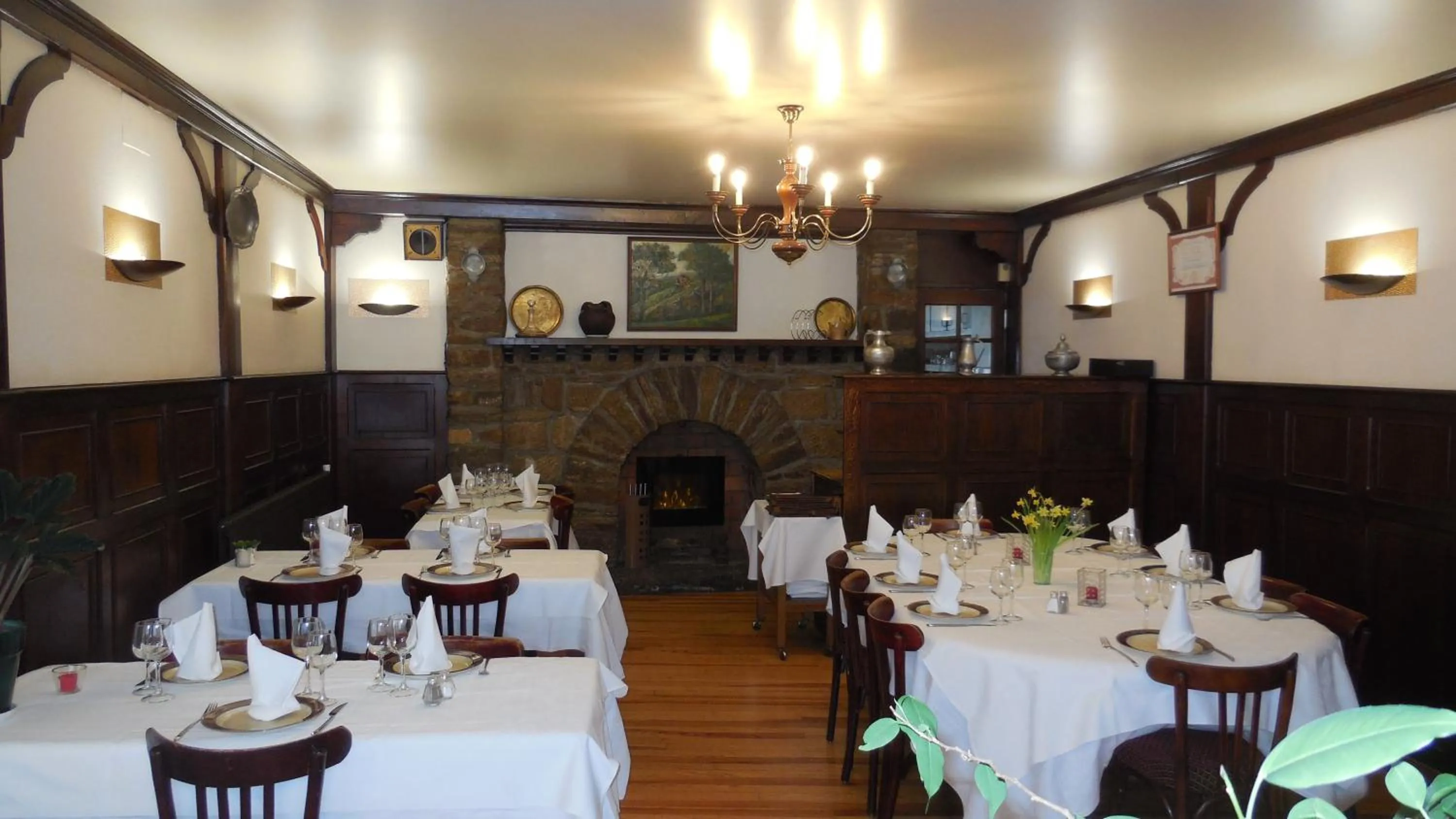 Restaurant/places to eat in Logis Hotel Restaurant des Voyageurs