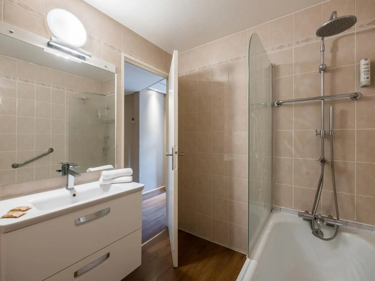 Hotel Novel Restaurant La Mamma