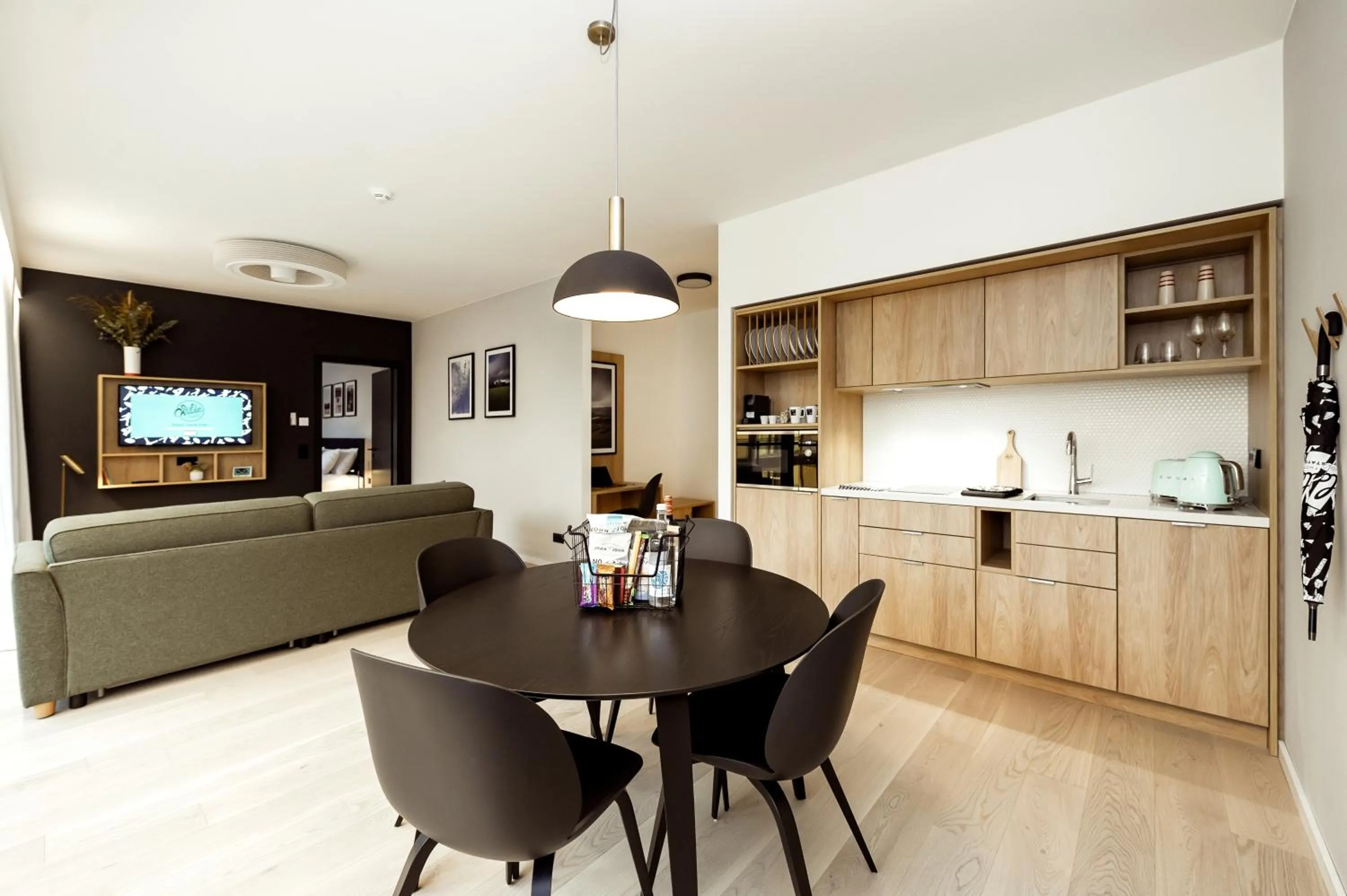 Living room in Wilde Aparthotels Berlin, Checkpoint Charlie