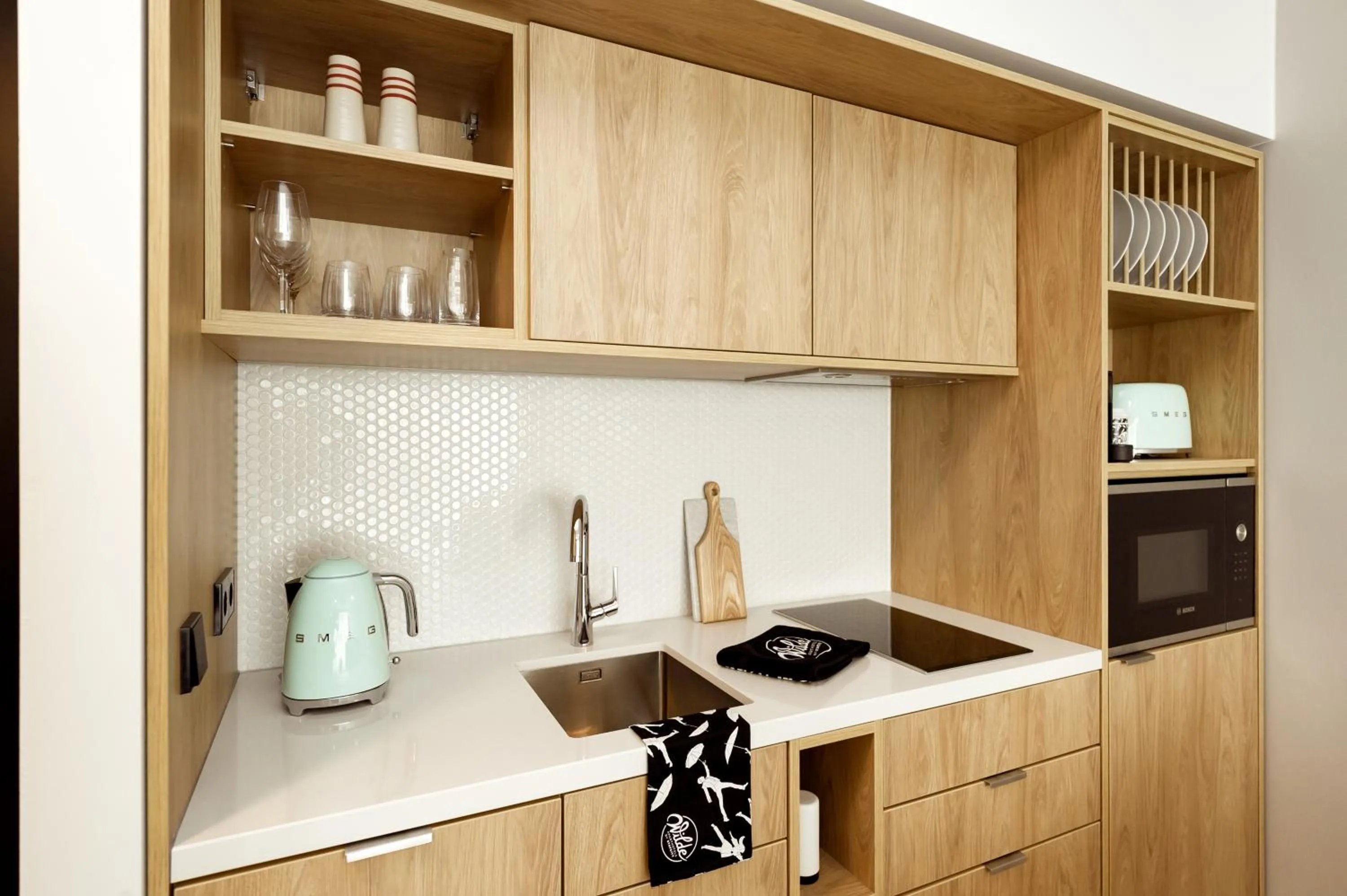 Kitchen or kitchenette in Wilde Aparthotels Berlin, Checkpoint Charlie