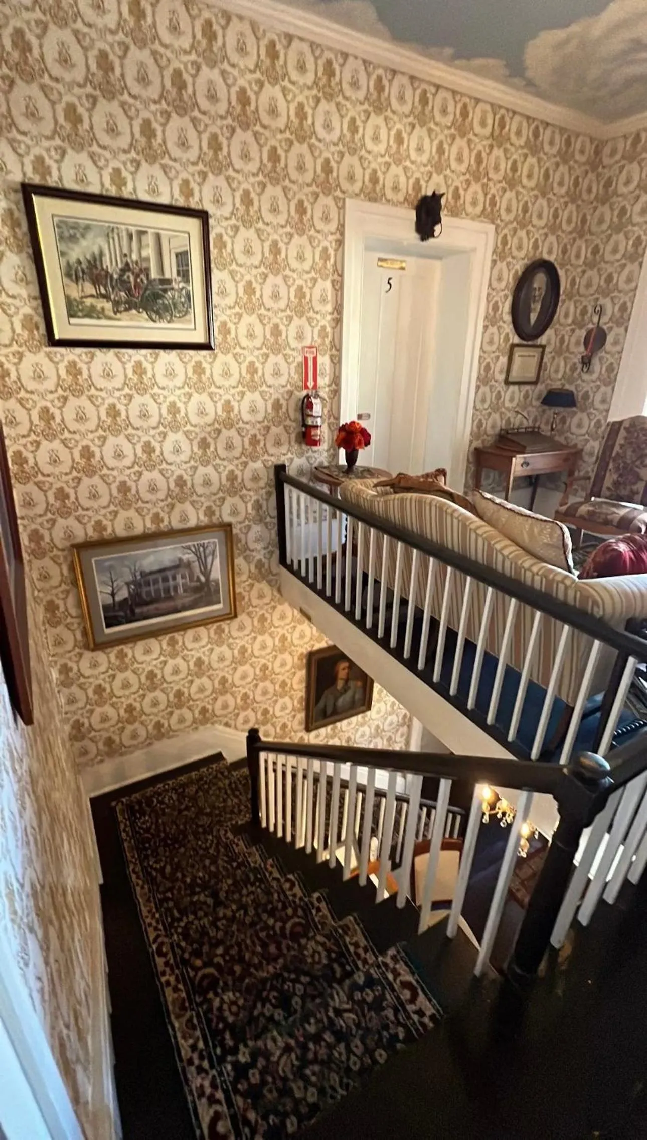 Seating area in Belmont Inn