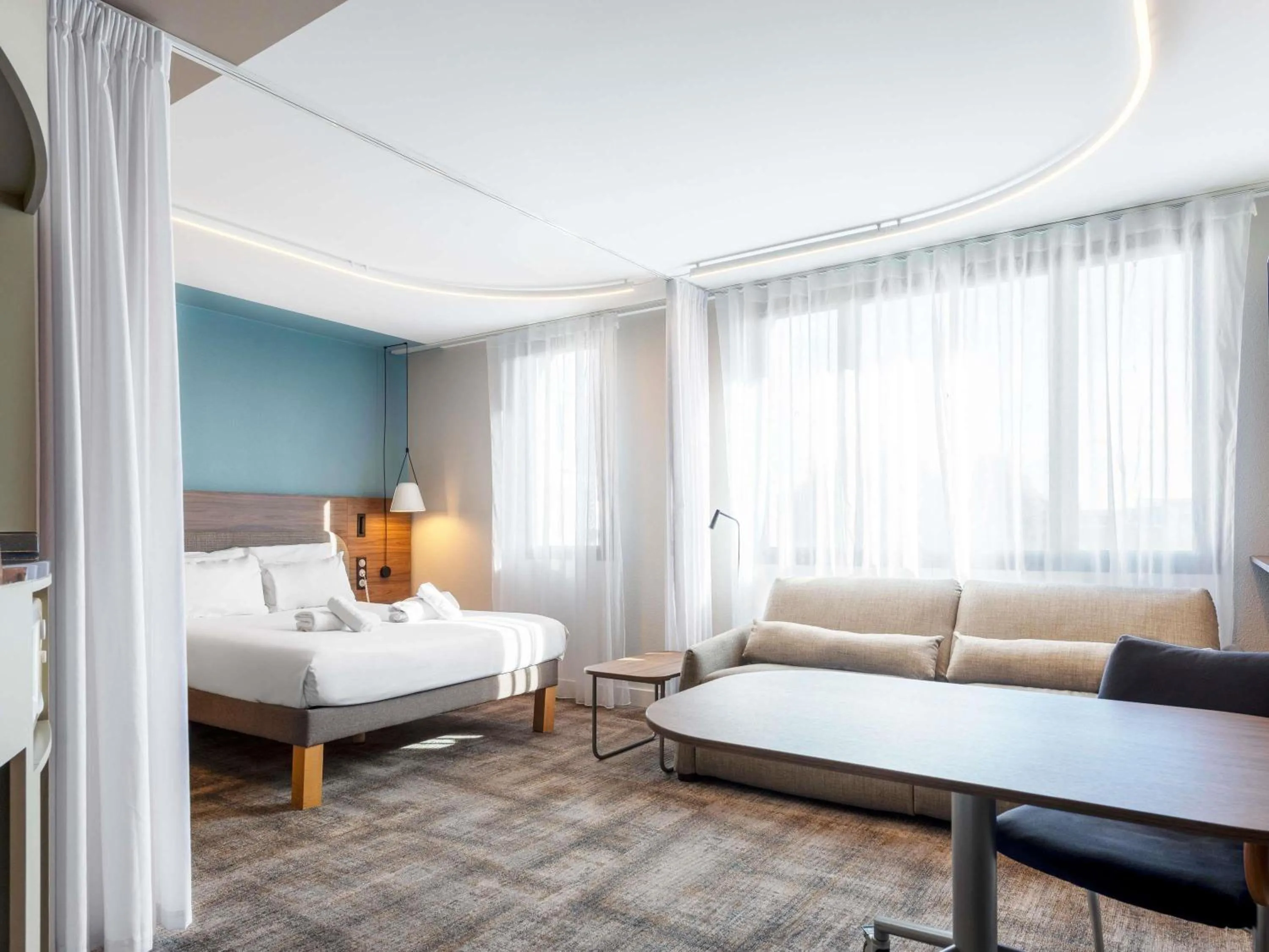 Bed in Novotel Suites Nancy Centre